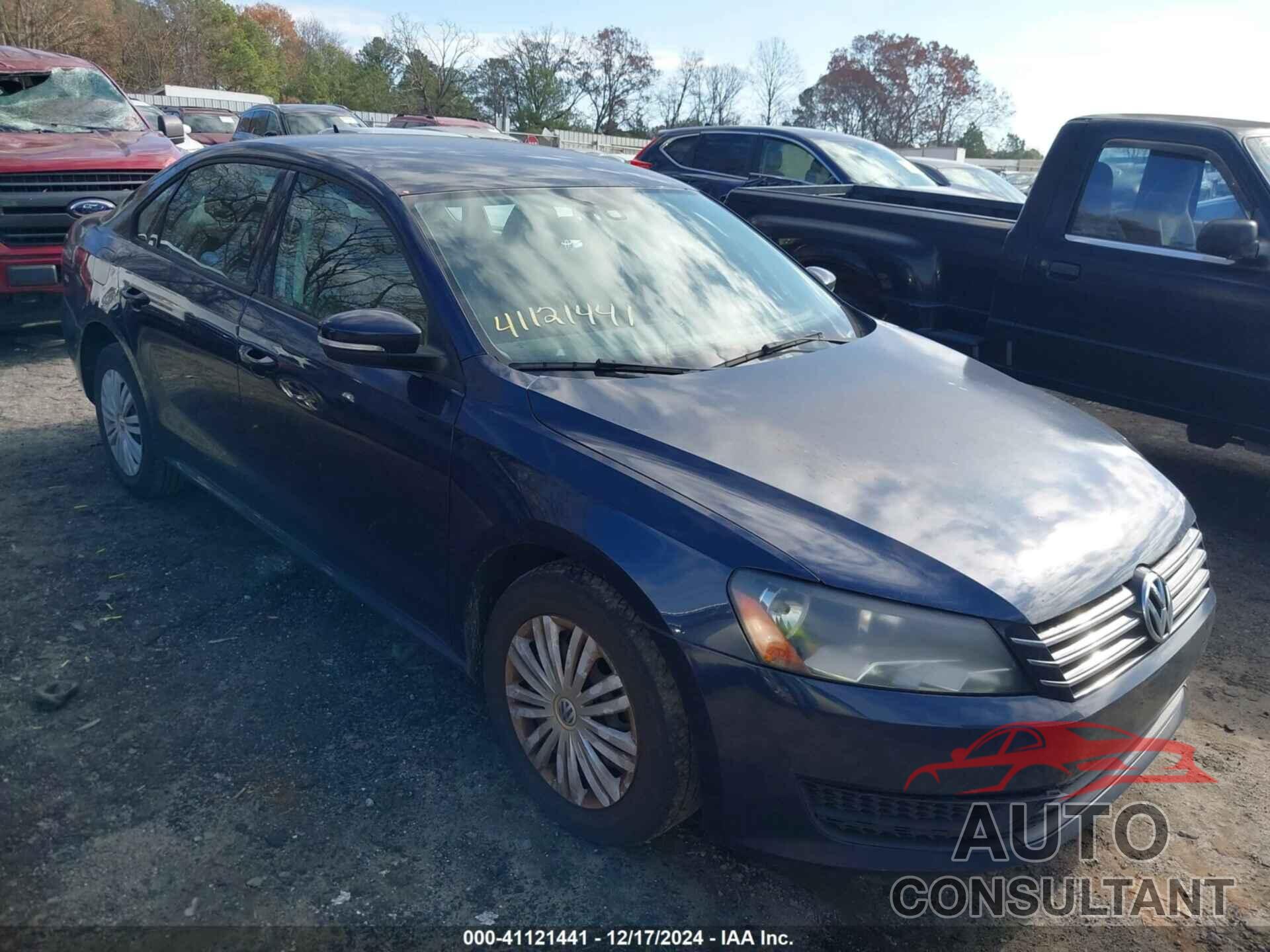 VOLKSWAGEN PASSAT 2015 - 1VWAT7A35FC076430