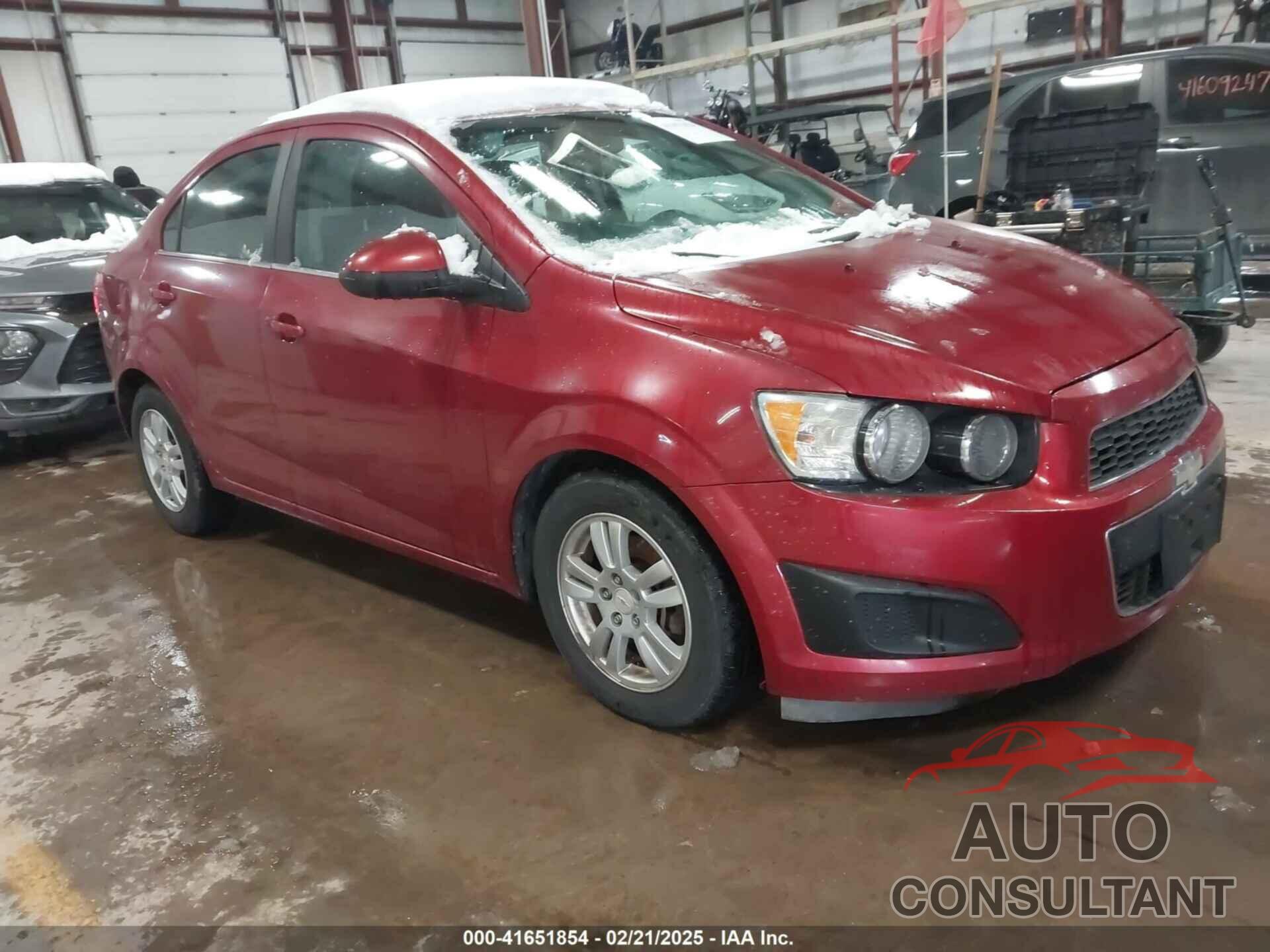 CHEVROLET SONIC 2012 - 1G1JC5SH5C4125500