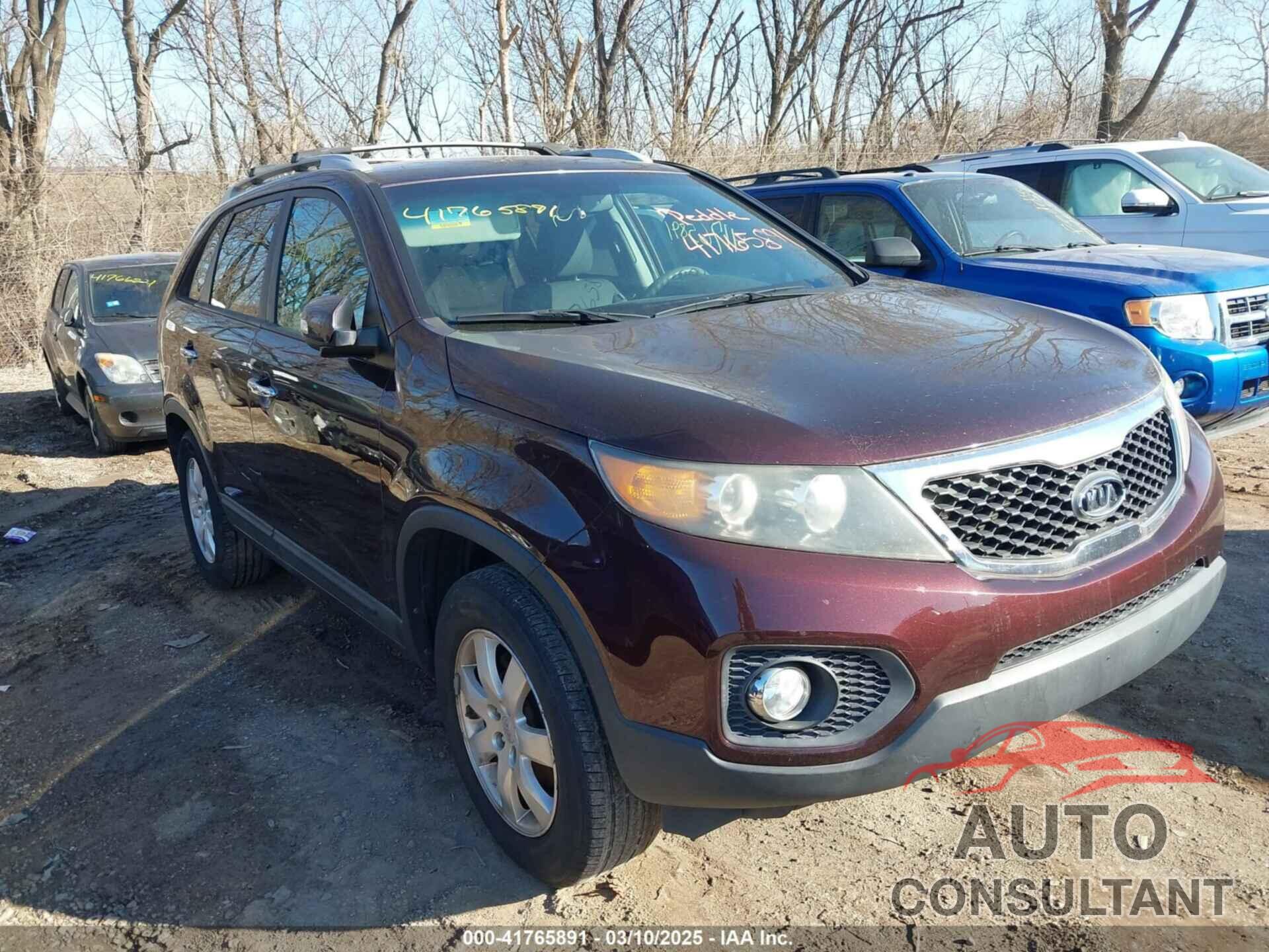 KIA SORENTO 2011 - 5XYKT4A19BG164164