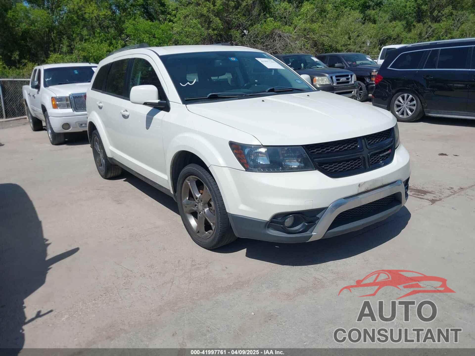 DODGE JOURNEY 2015 - 3C4PDCGG1FT641208