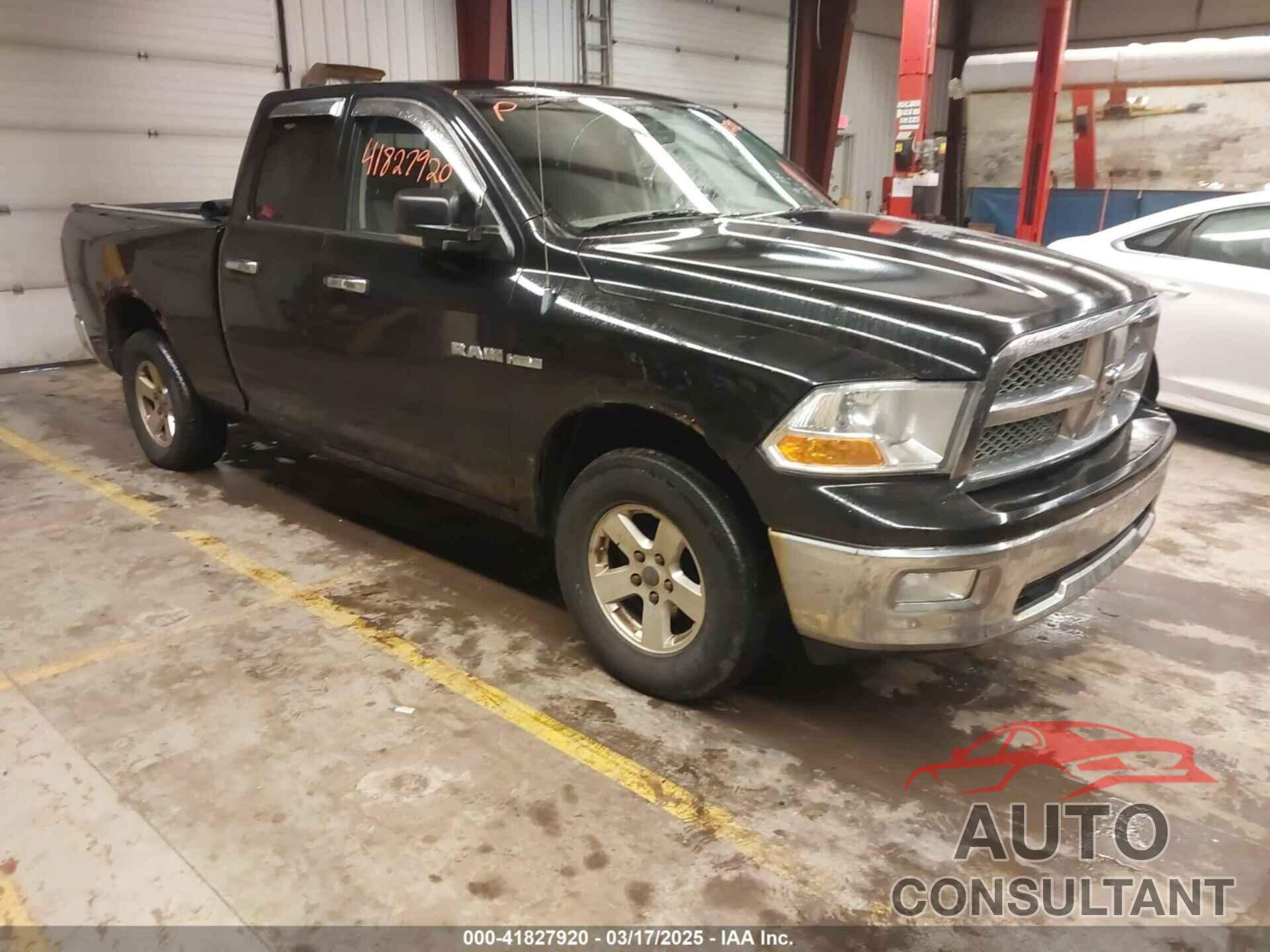 DODGE RAM 1500 2009 - 1D3HV18T09S823240