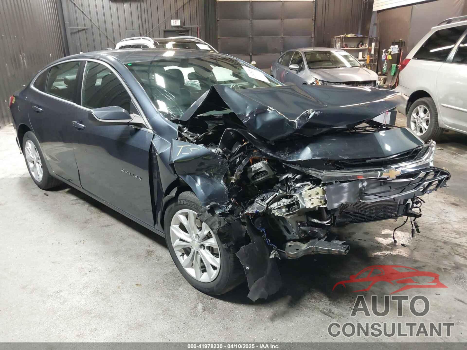 CHEVROLET MALIBU 2019 - 1G1ZD5ST7KF133962