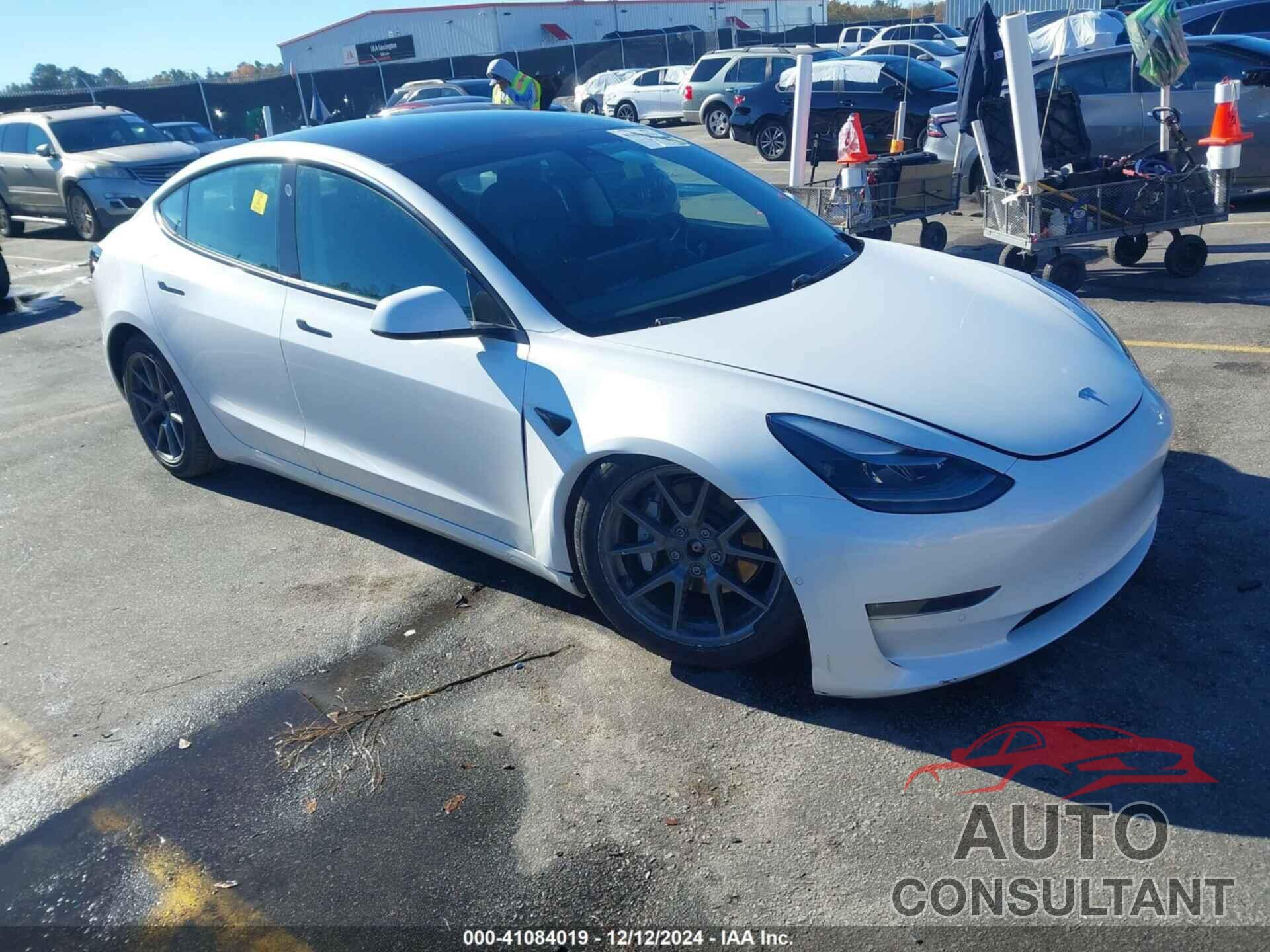 TESLA MODEL 3 2021 - 5YJ3E1EB3MF902079