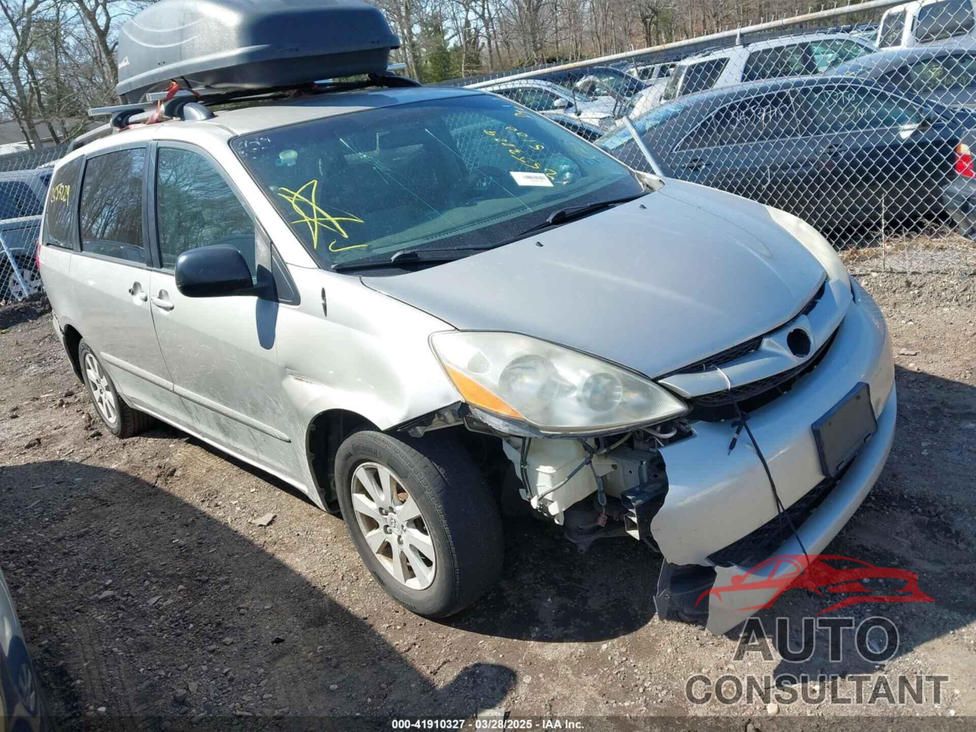 TOYOTA SIENNA 2010 - 5TDKK4CC9AS306614