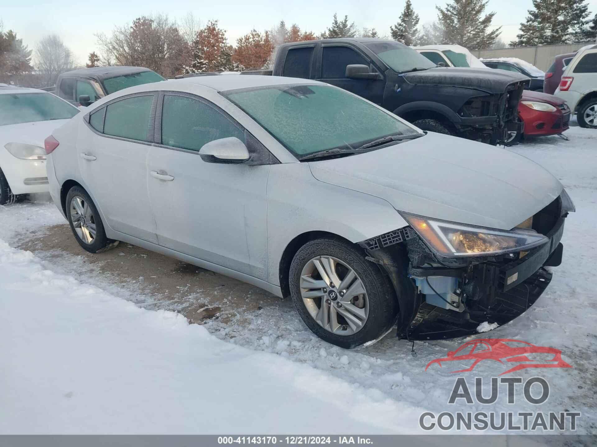 HYUNDAI ELANTRA 2019 - 5NPD84LF5KH403737