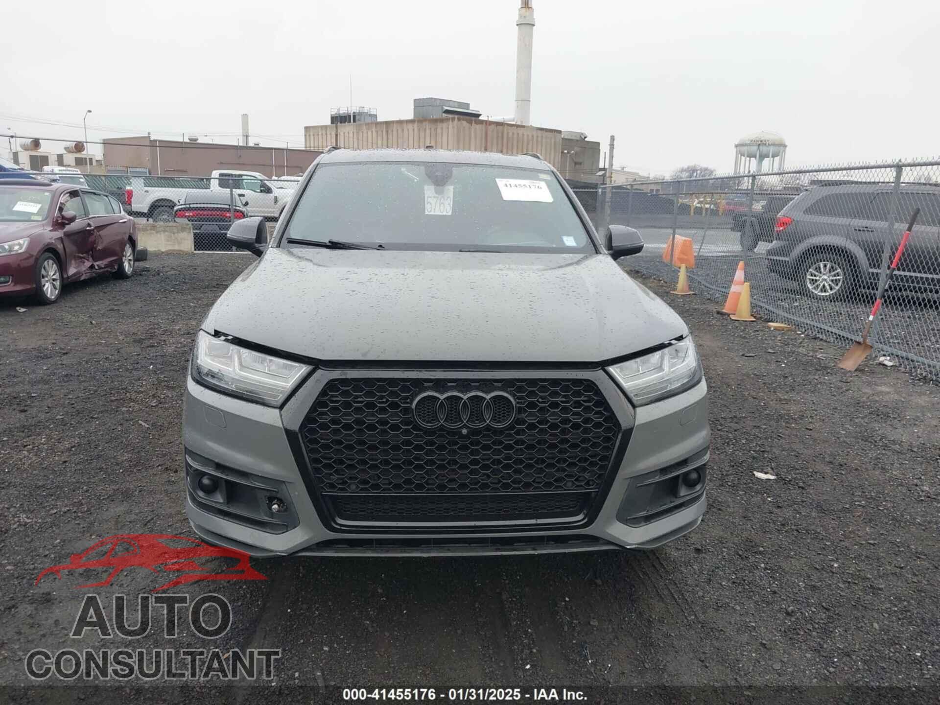 AUDI Q7 2017 - WA1LHAF75HD044865