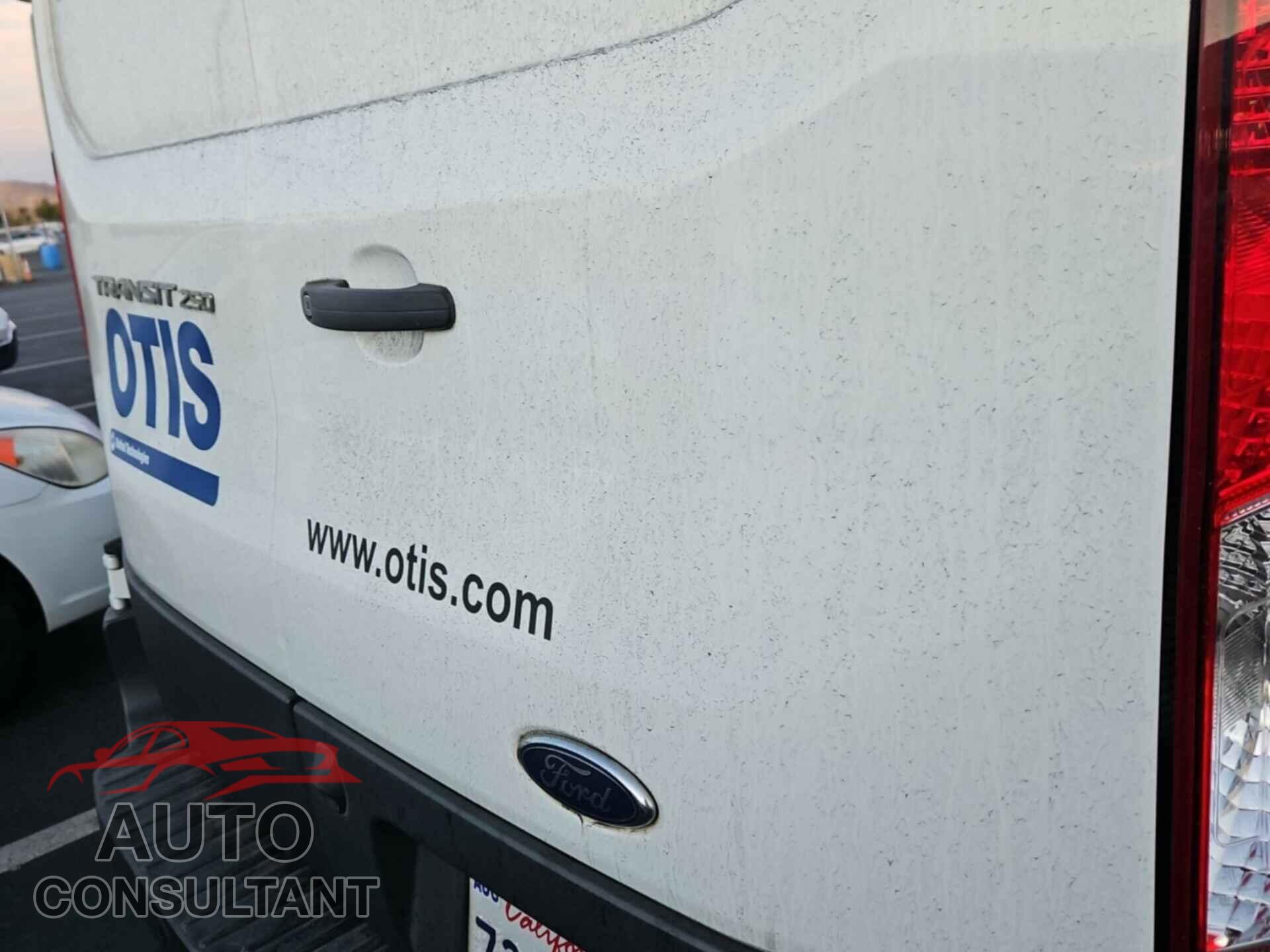 FORD TRANSIT 2018 - 1FTYR1YMXJKB14650