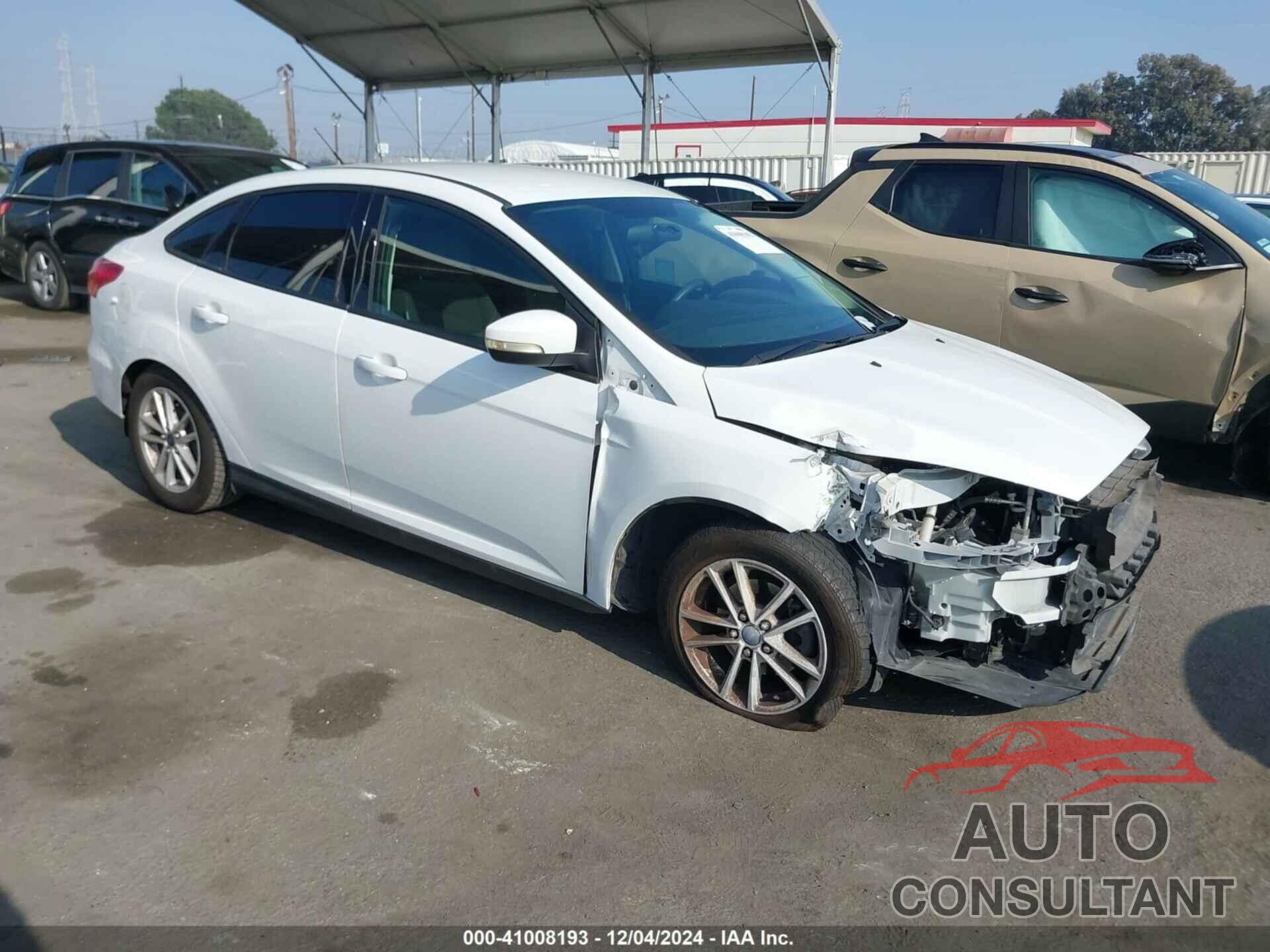 FORD FOCUS 2015 - 1FADP3F23FL207034