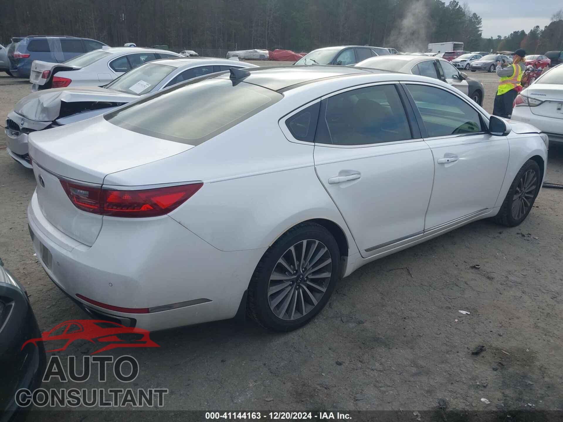 KIA CADENZA 2017 - KNALC4J13H5072275