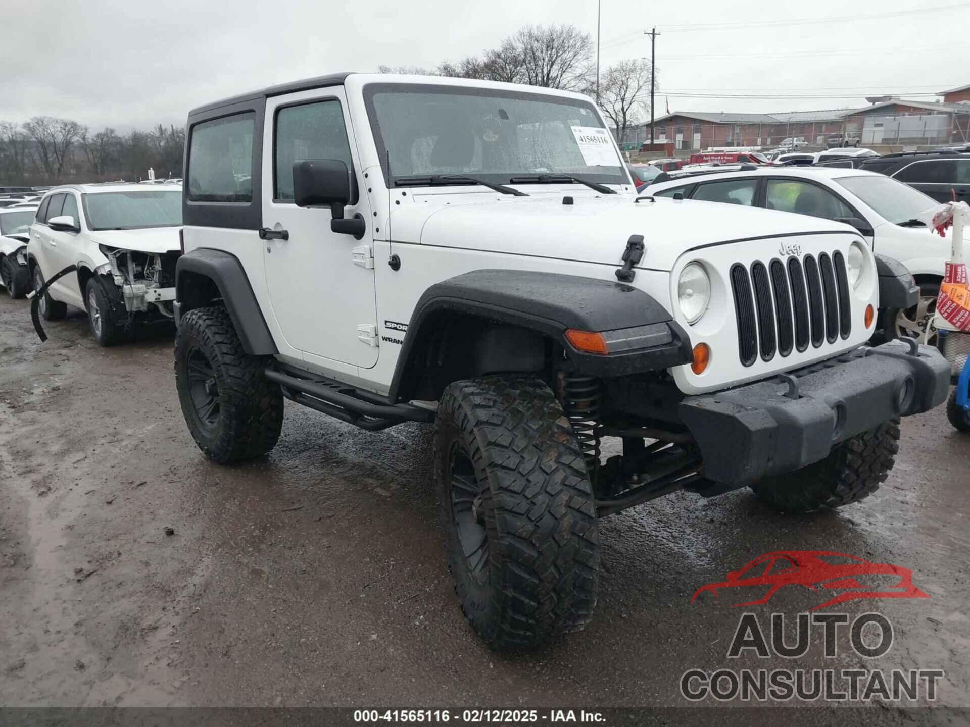 JEEP WRANGLER 2011 - 1J4AA2D14BL589386