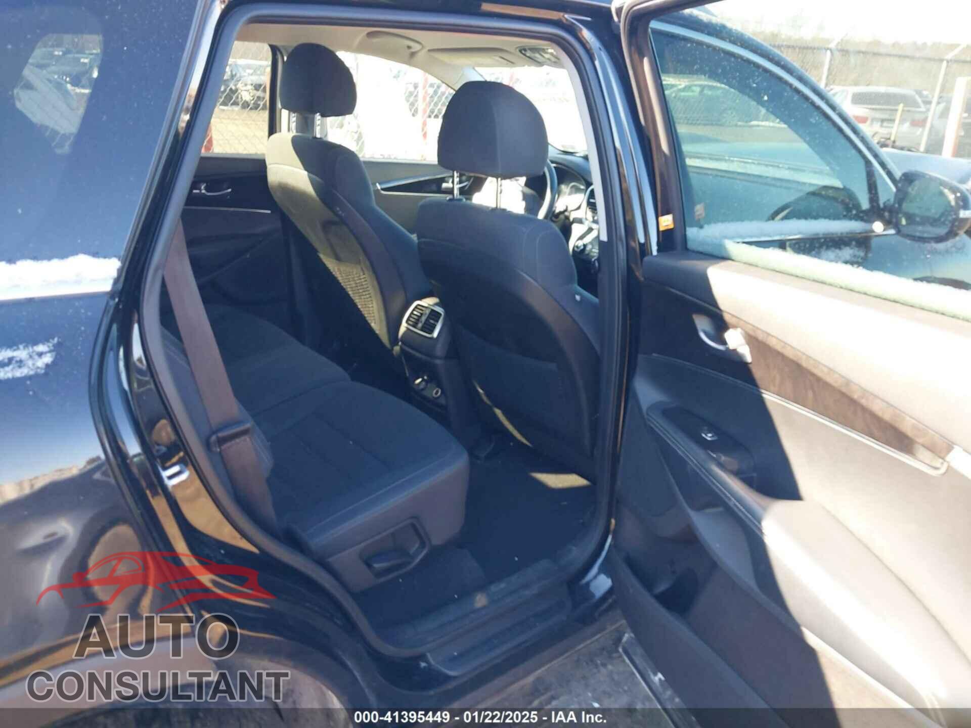 KIA SORENTO 2018 - 5XYPGDA5XJG373473