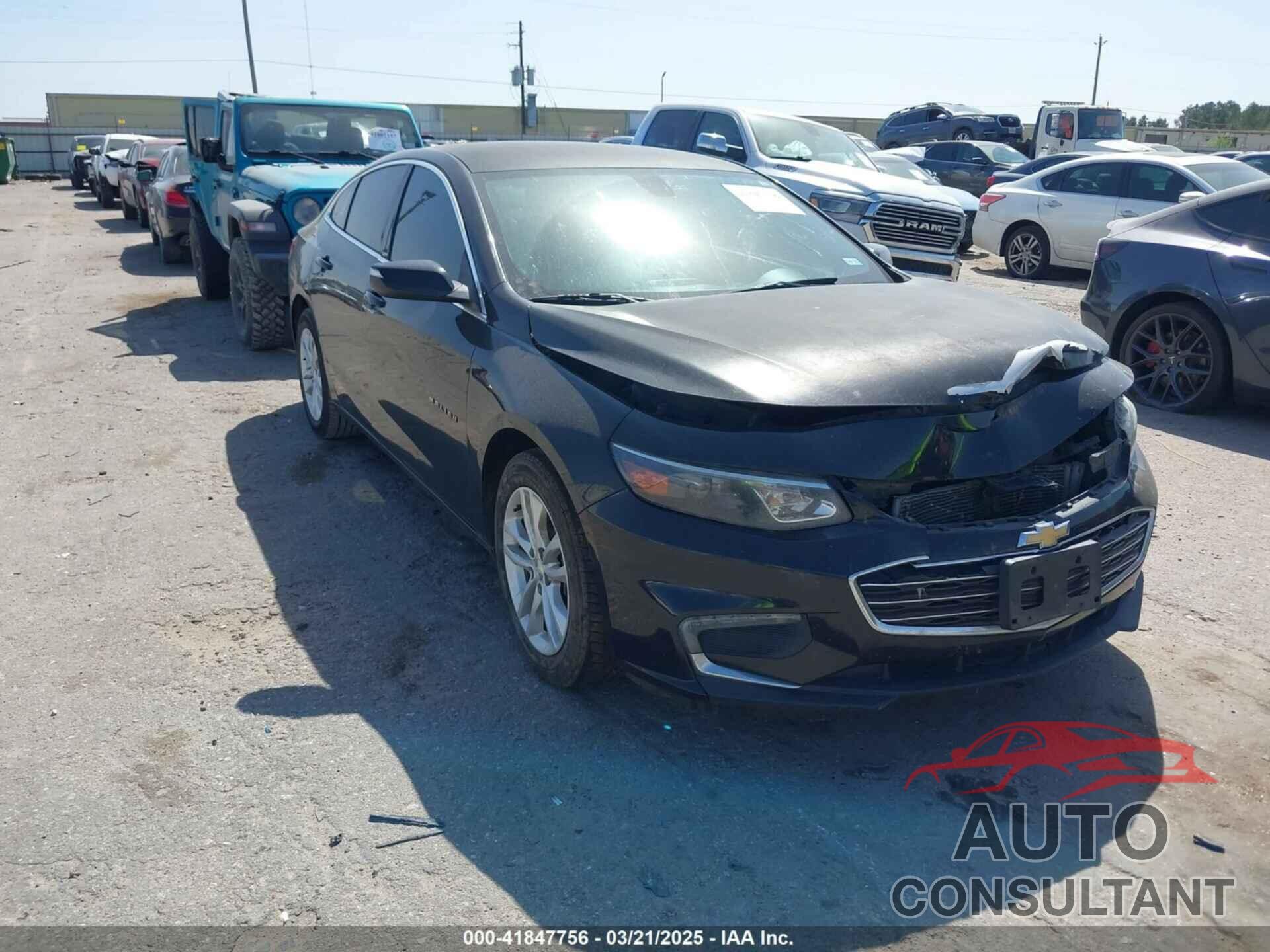 CHEVROLET MALIBU 2017 - 1G1ZE5STXHF111184