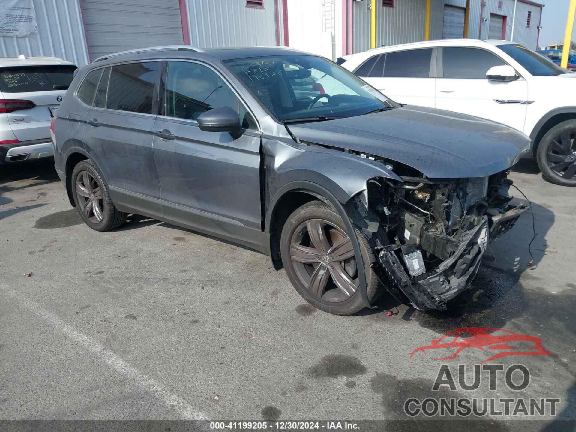 VOLKSWAGEN TIGUAN 2018 - 3VV4B7AX6JM198938