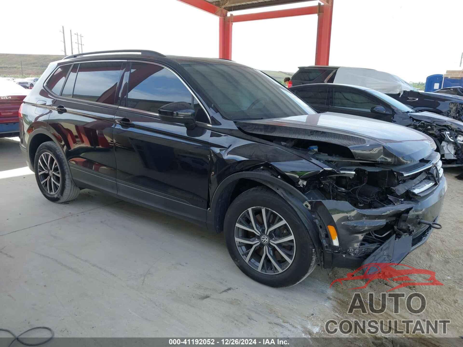 VOLKSWAGEN TIGUAN 2019 - 3VV3B7AX3KM085266