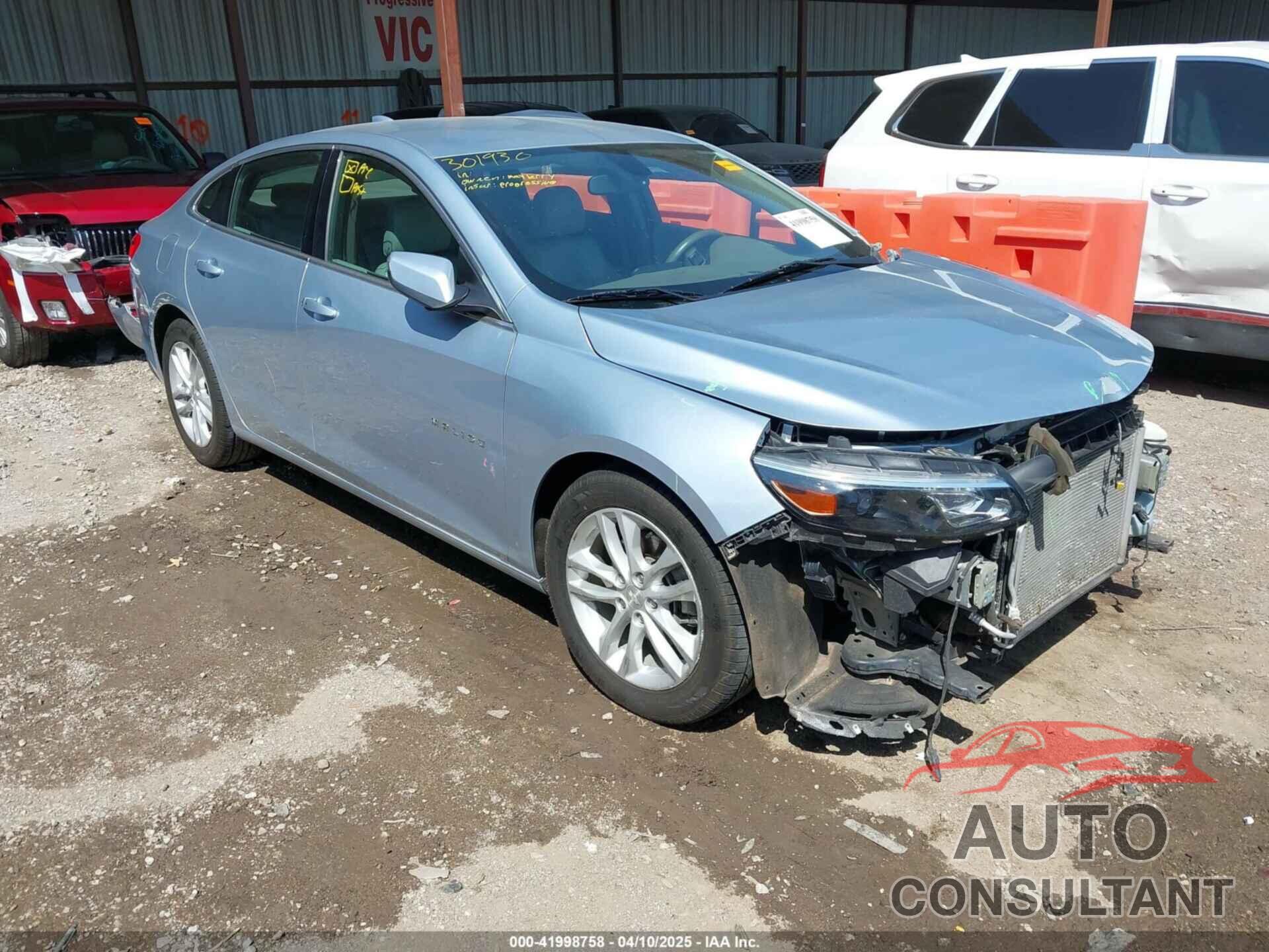 CHEVROLET MALIBU 2017 - 1G1ZE5ST7HF220220