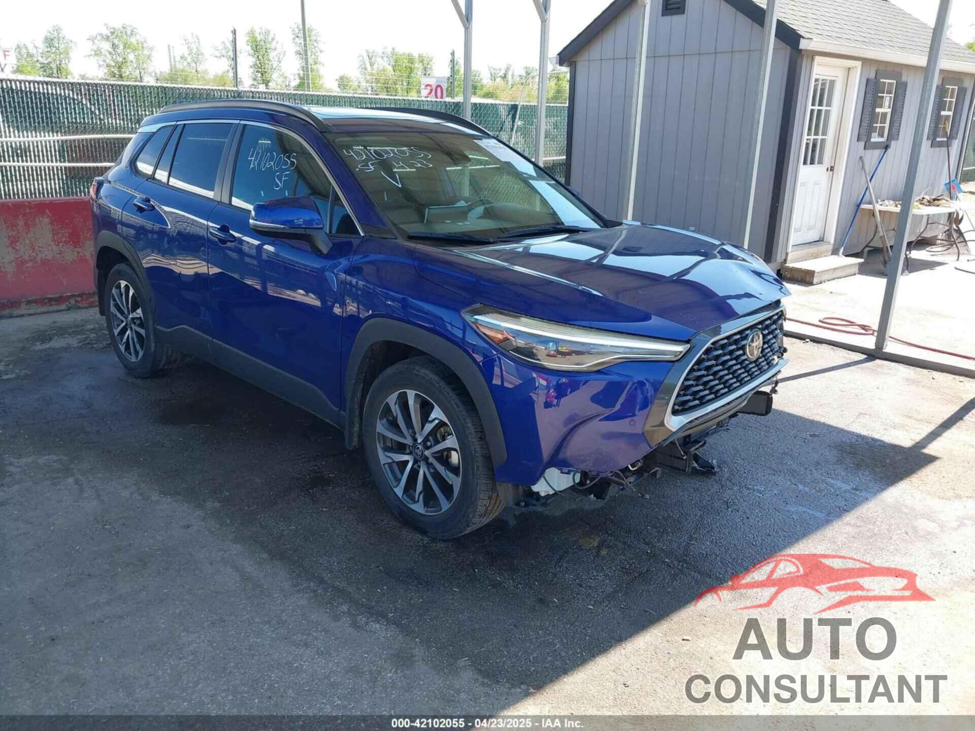 TOYOTA COROLLA CROSS 2022 - 7MUDAABG0NV004896