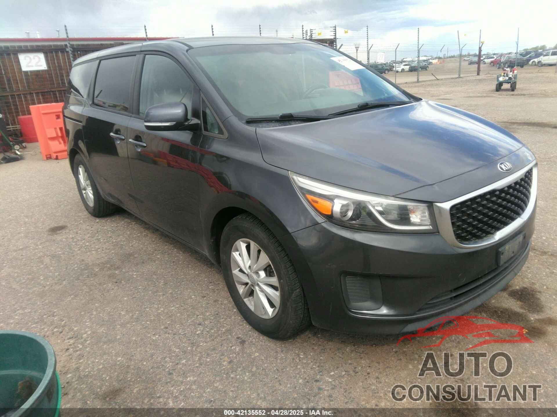 KIA SEDONA 2017 - KNDMB5C18H6218659