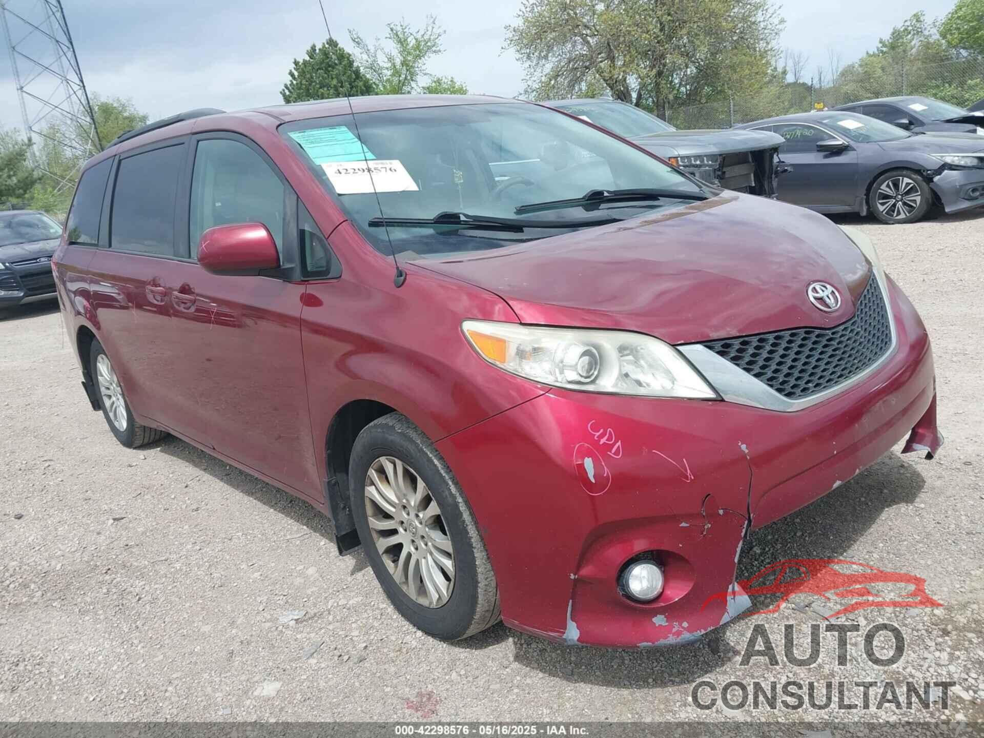 TOYOTA SIENNA 2013 - 5TDYK3DC6DS293960