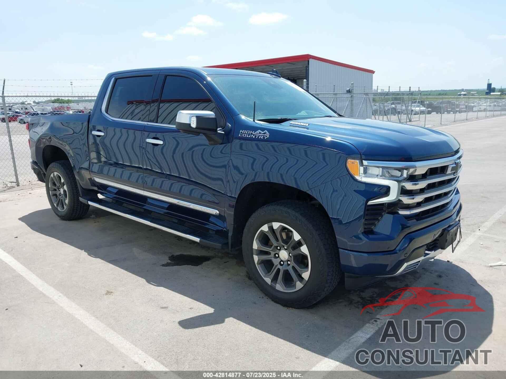 CHEVROLET SILVERADO 1500 2023 - 1GCUDJE80PZ137133