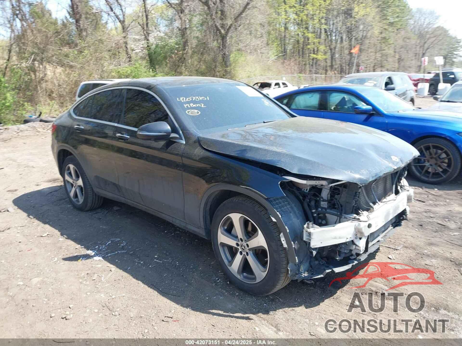 MERCEDES-BENZ GLC 300 COUPE 2019 - WDC0J4KB9KF579356