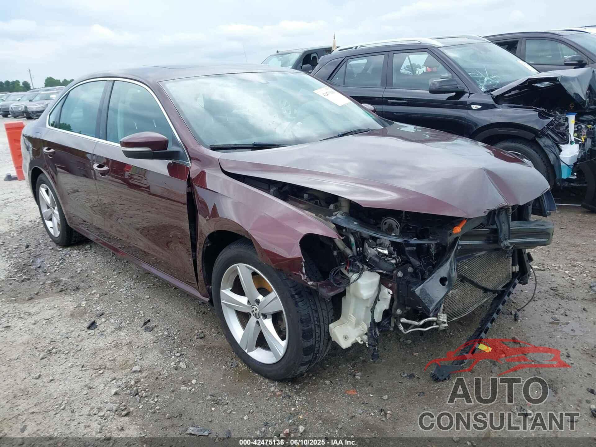 VOLKSWAGEN PASSAT 2013 - 1VWBP7A39DC045753