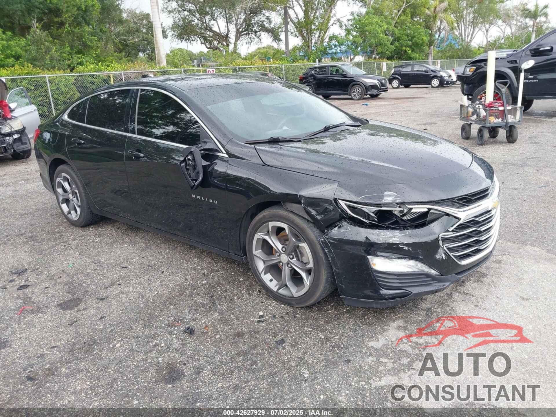 CHEVROLET MALIBU 2021 - 1G1ZD5ST5MF064756