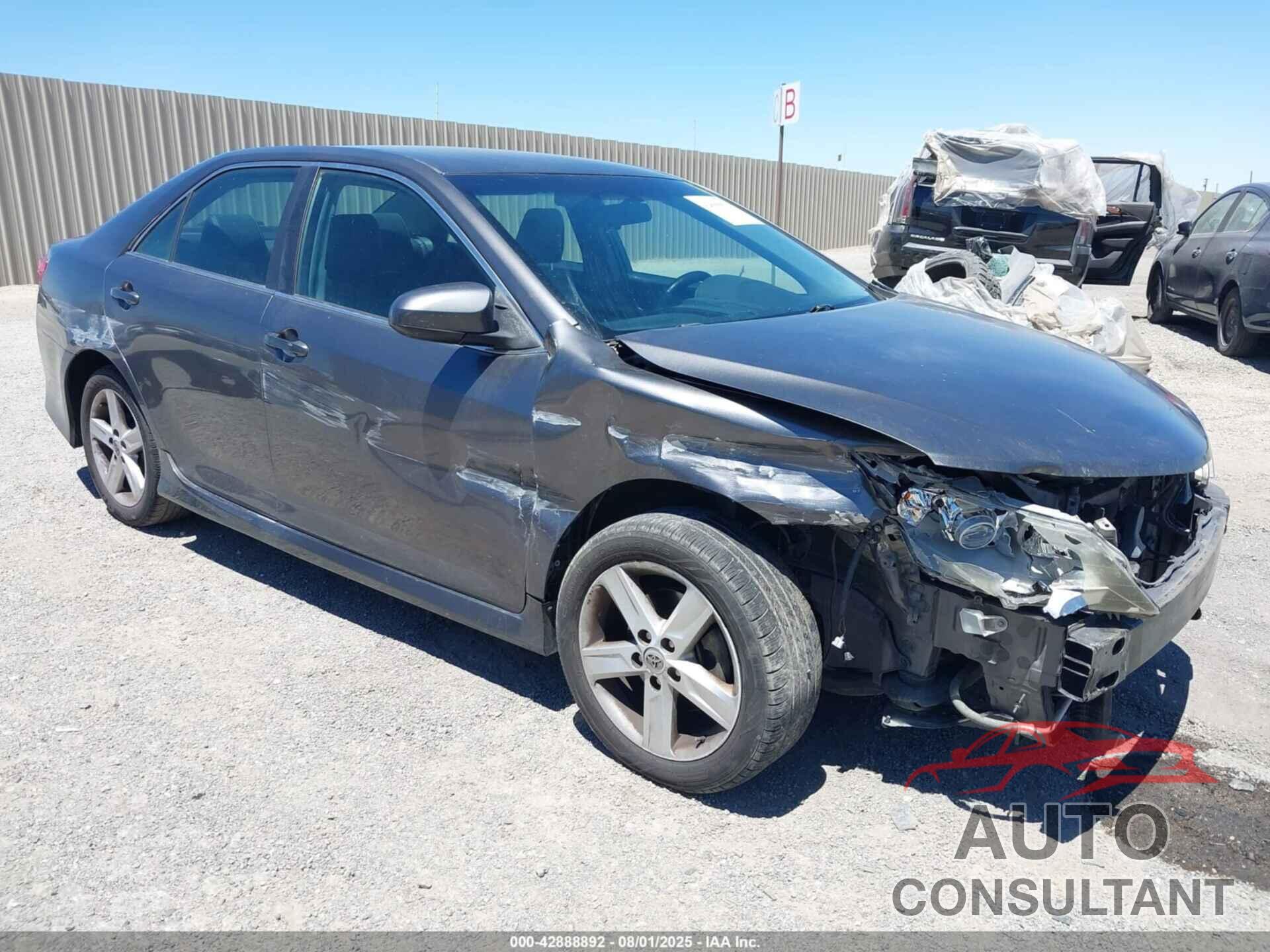 TOYOTA CAMRY 2014 - 4T1BF1FK2EU461444