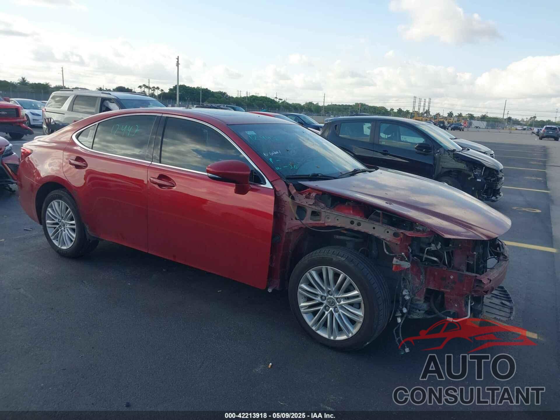 LEXUS ES 350 2015 - JTHBK1GG1F2164476