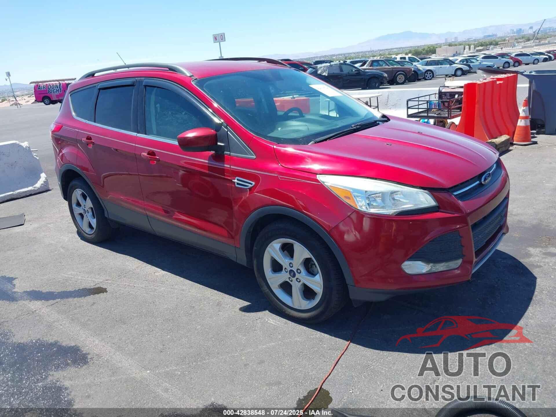 FORD ESCAPE 2016 - 1FMCU0GX5GUB34845
