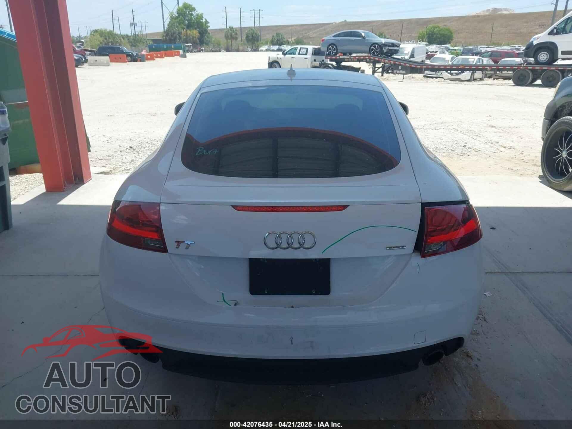 AUDI TT 2012 - TRUBFAFK8C1010530