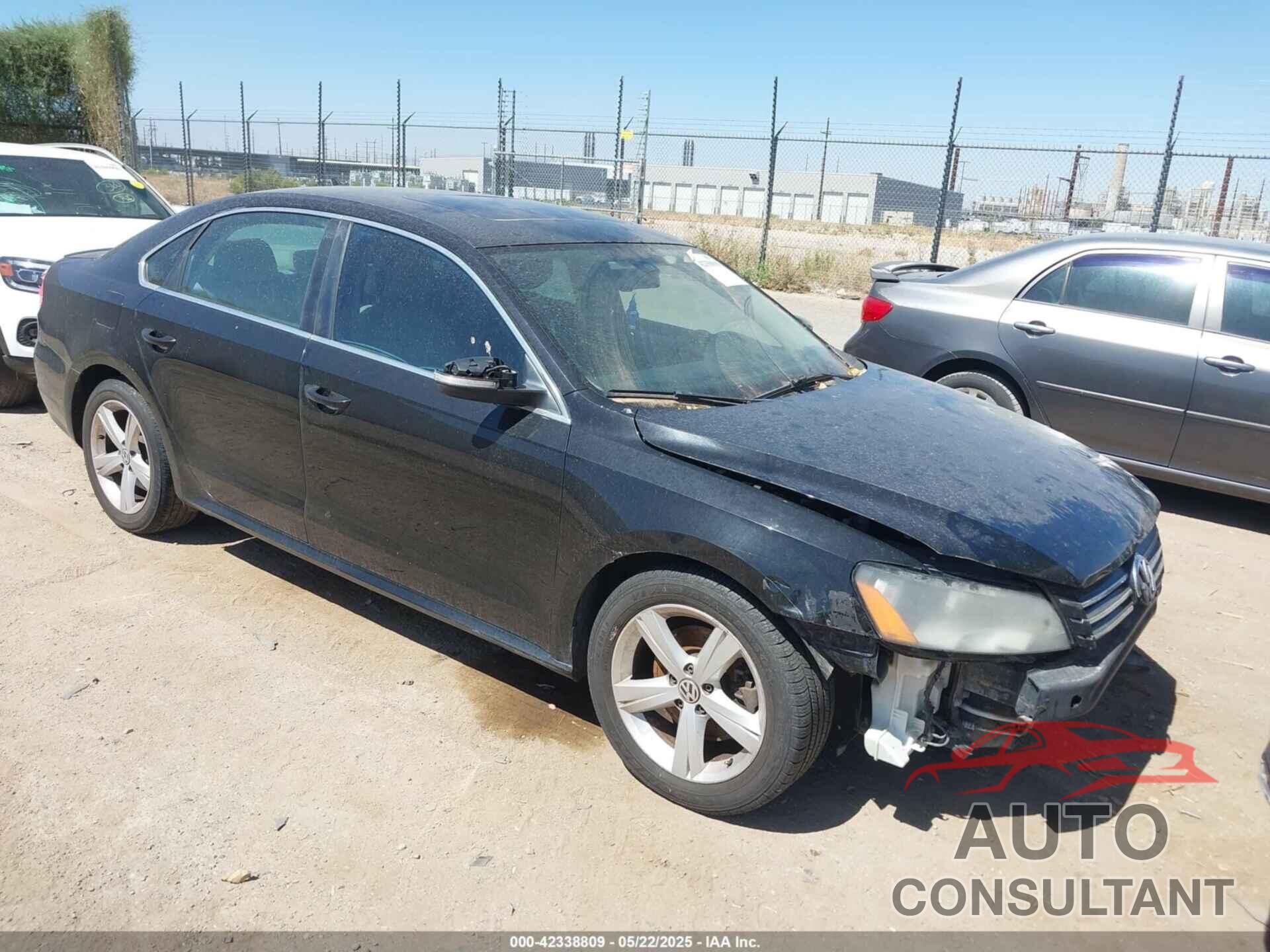 VOLKSWAGEN PASSAT 2013 - 1VWBP7A32DC063172