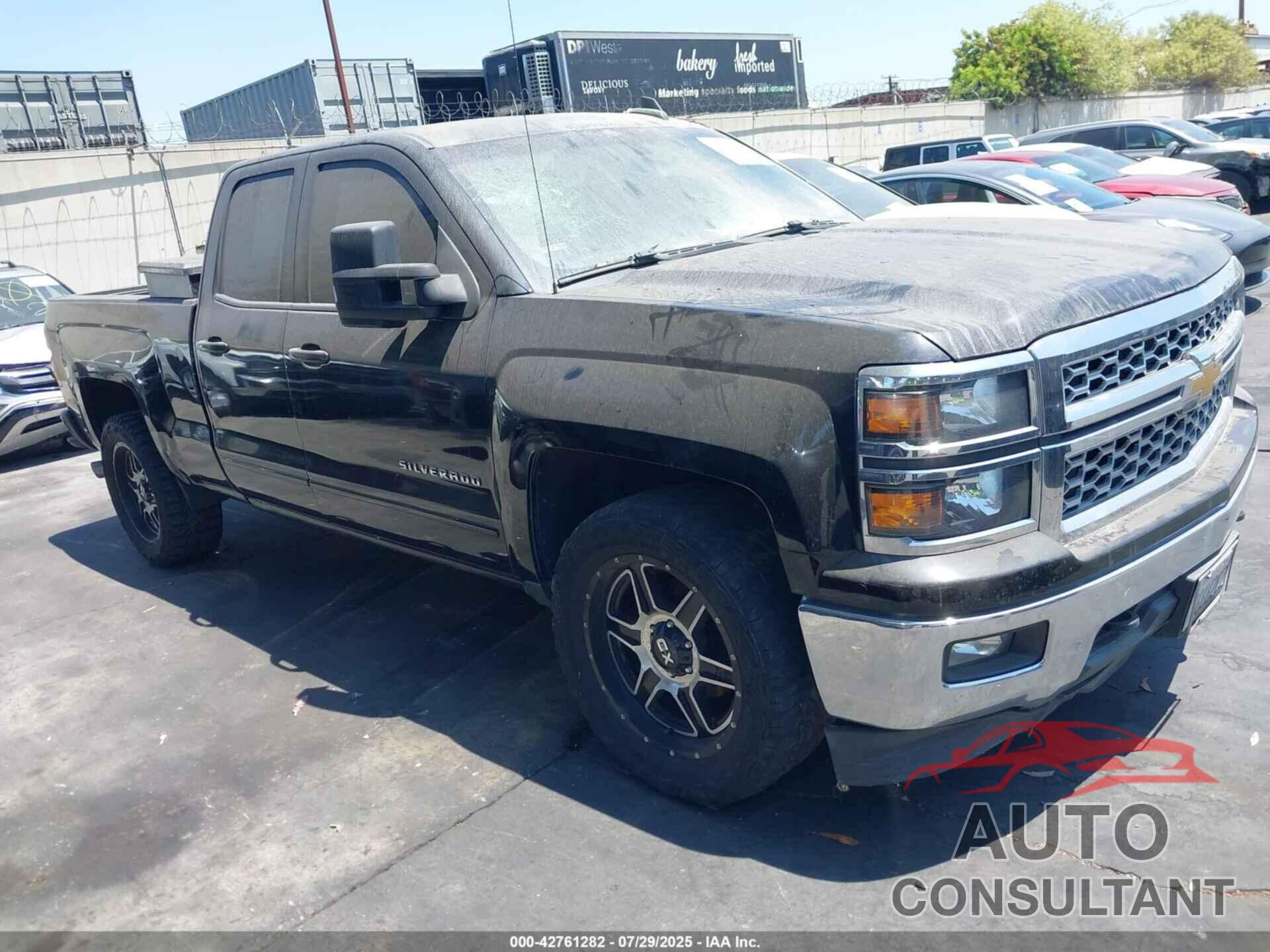 CHEVROLET SILVERADO 1500 2015 - 1GCVKREH0FZ195024