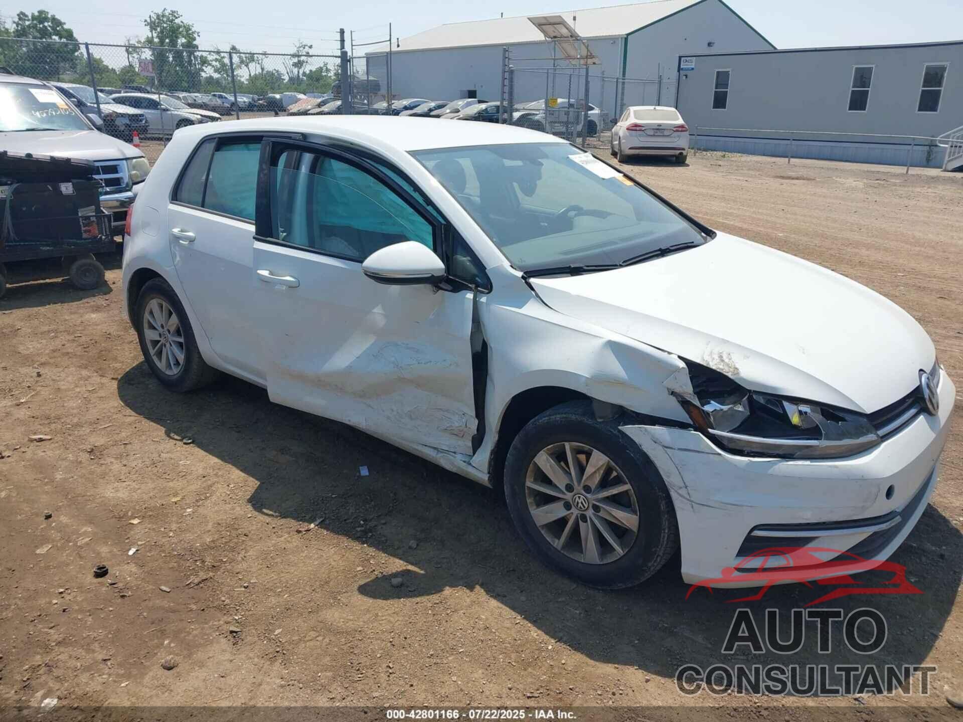 VOLKSWAGEN GOLF 2018 - 3VWG17AU9JM282902