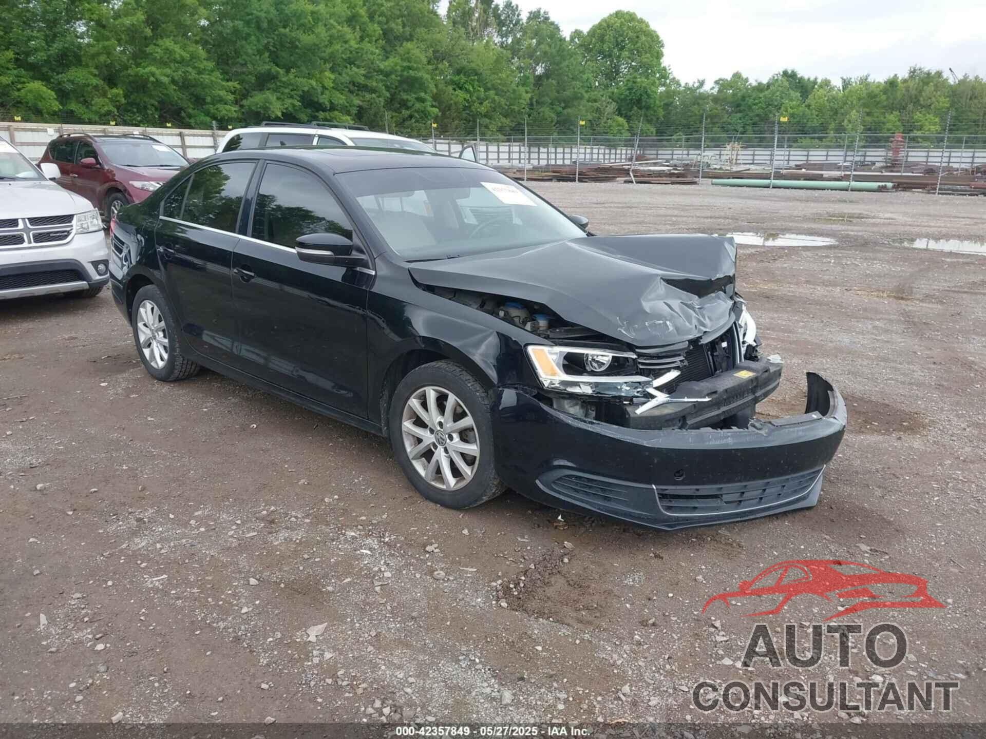 VOLKSWAGEN JETTA 2013 - 3VWDX7AJ8DM389404