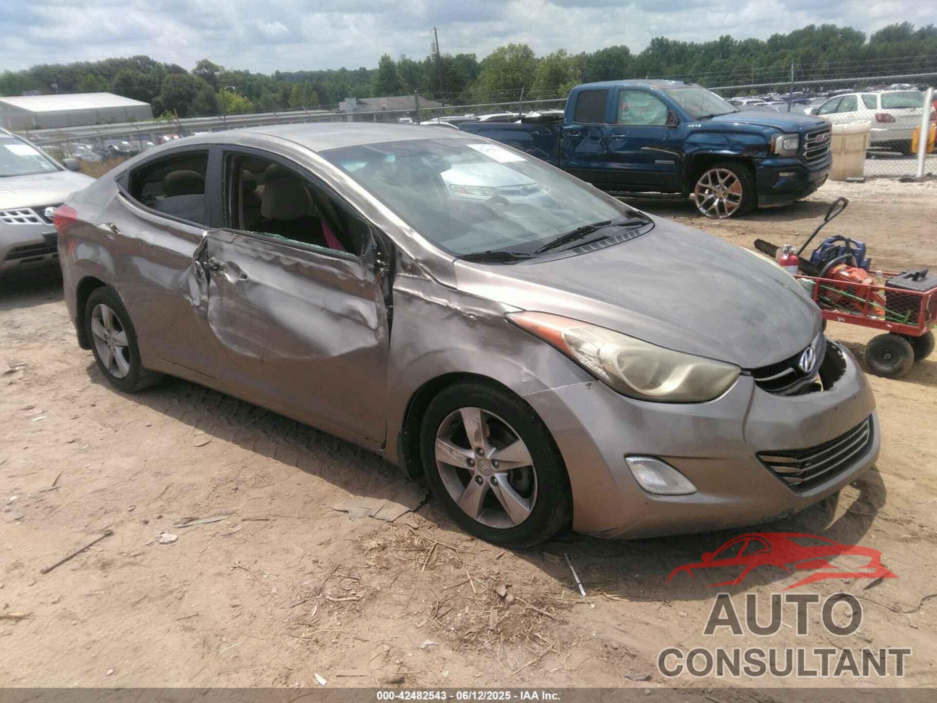 HYUNDAI ELANTRA 2013 - 5NPDH4AE3DH442033