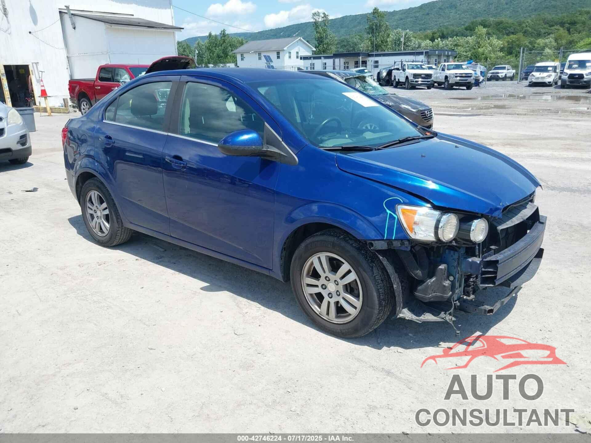 CHEVROLET SONIC 2014 - 1G1JC5SG9E4121315