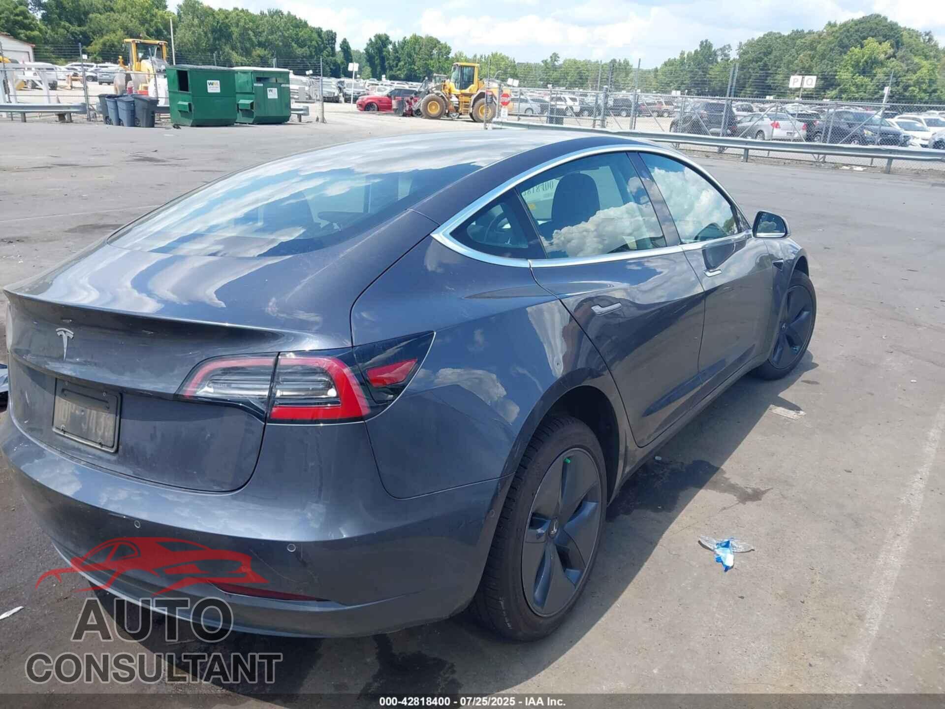TESLA MODEL 3 2019 - 5YJ3E1EA9KF411245