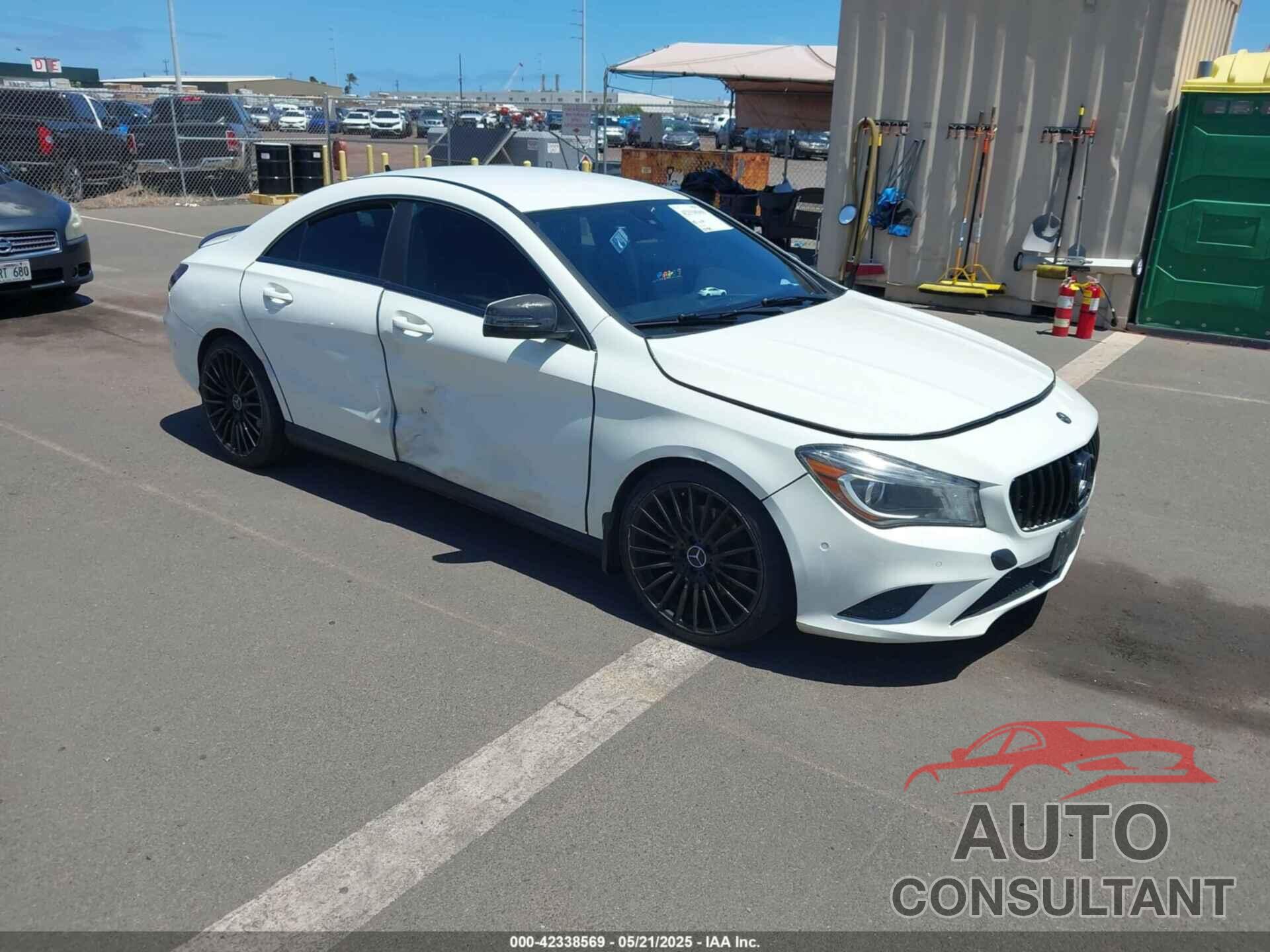 MERCEDES-BENZ CLA 250 2015 - WDDSJ4EB8FN192938