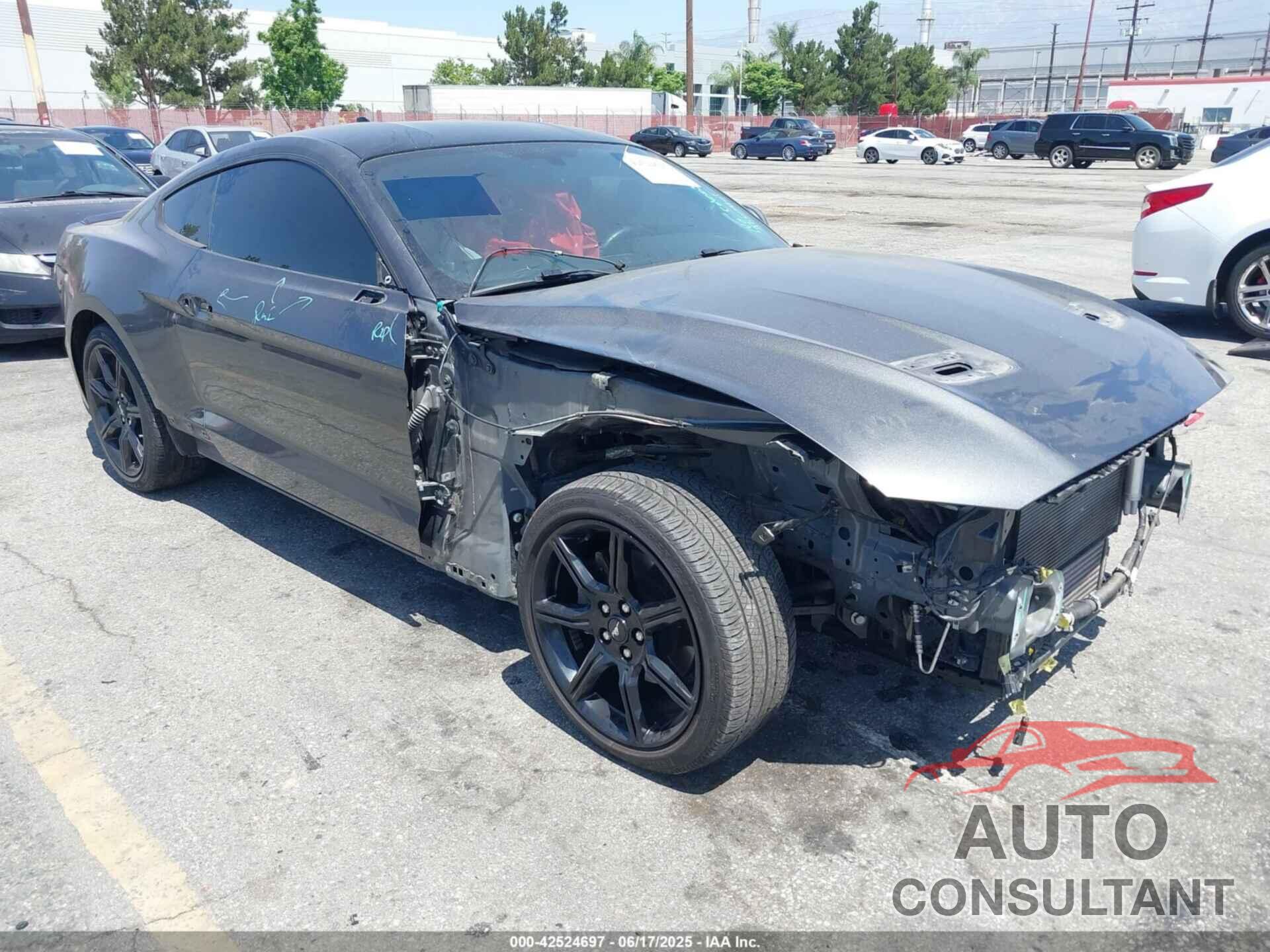 FORD MUSTANG 2020 - 1FA6P8THXL5163452