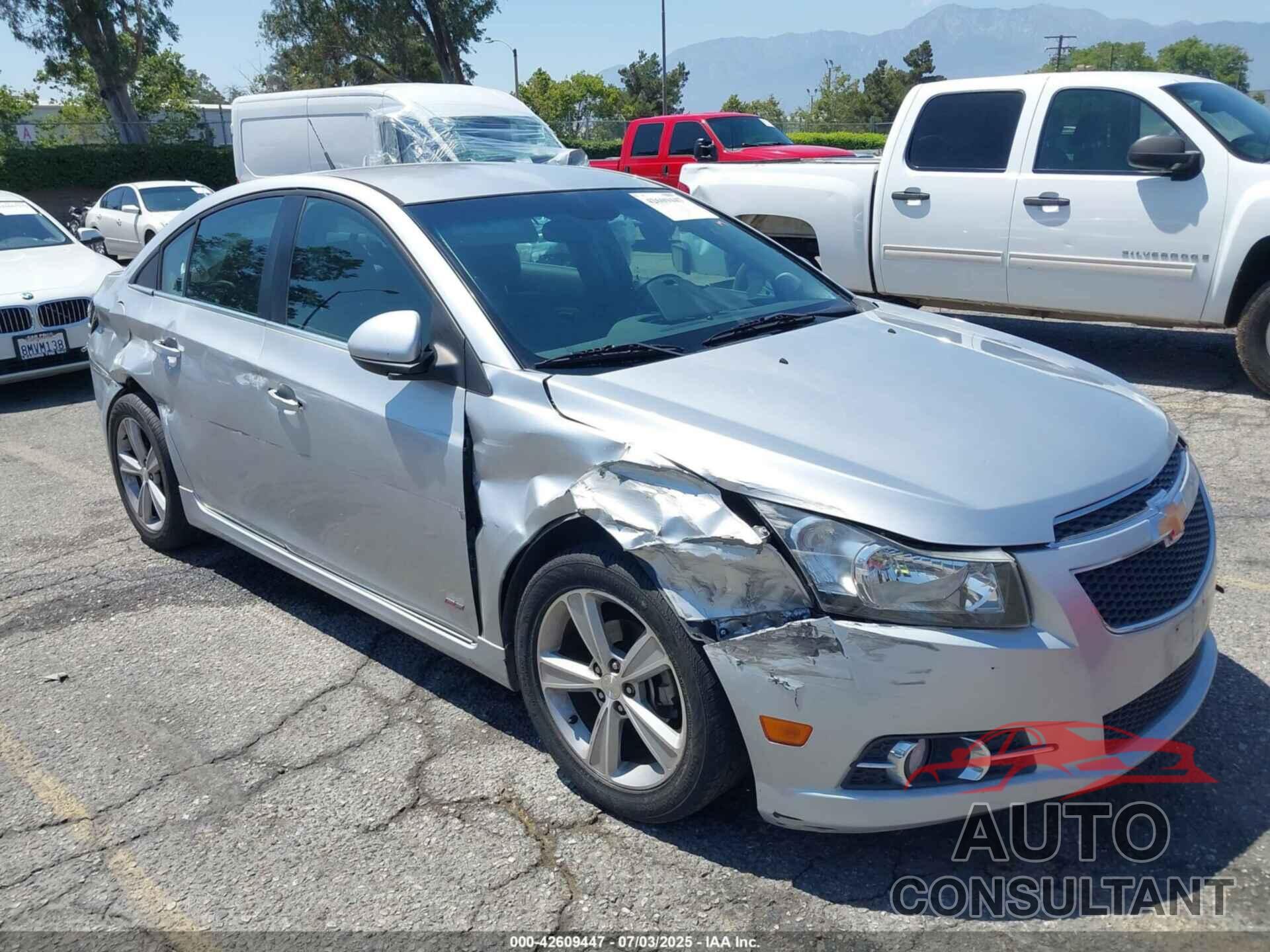 CHEVROLET CRUZE 2013 - 1G1PE5SB8D7124308
