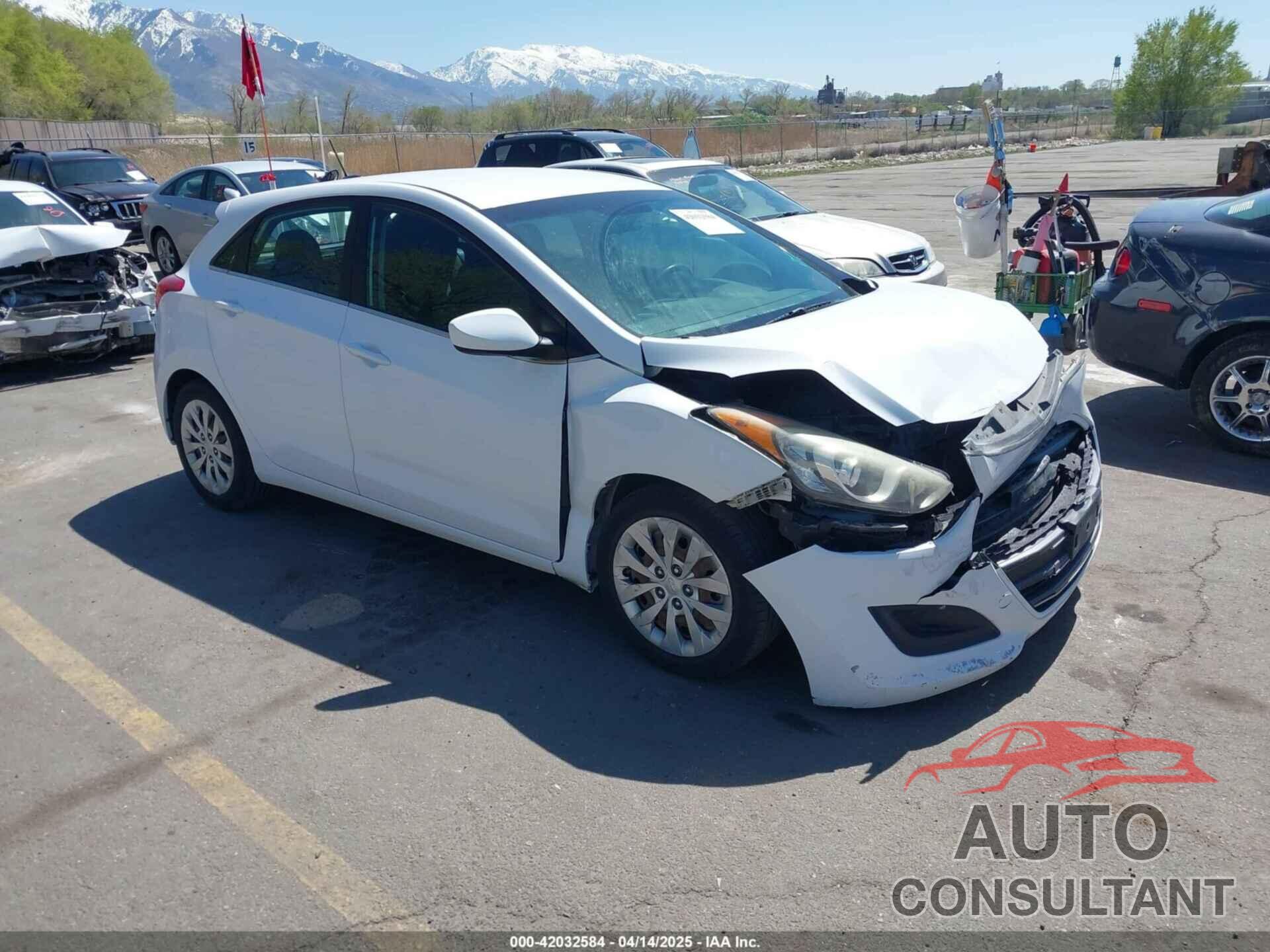 HYUNDAI ELANTRA GT 2017 - KMHD35LHXHU379550