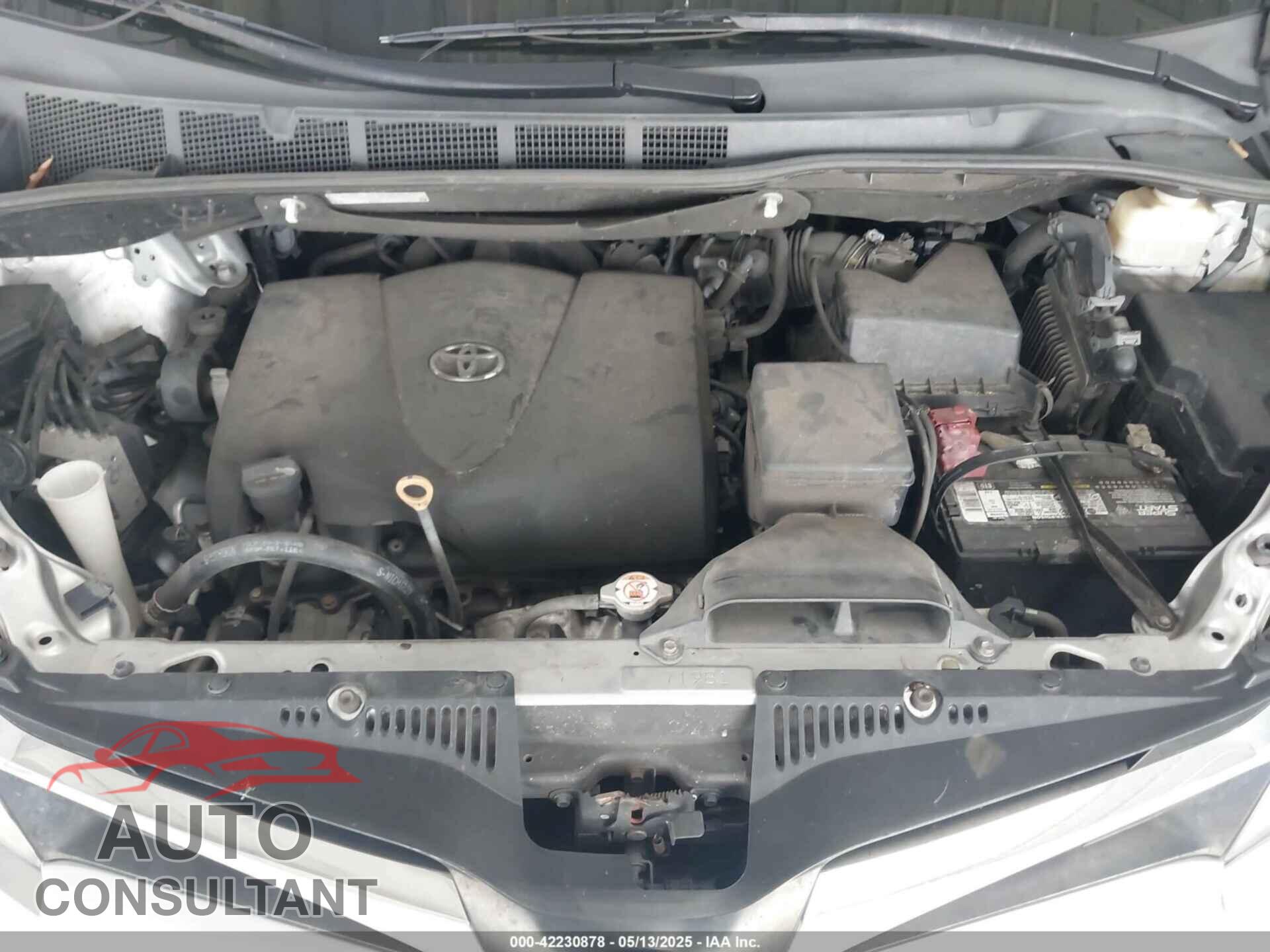 TOYOTA SIENNA 2018 - 5TDKZ3DC4JS942314