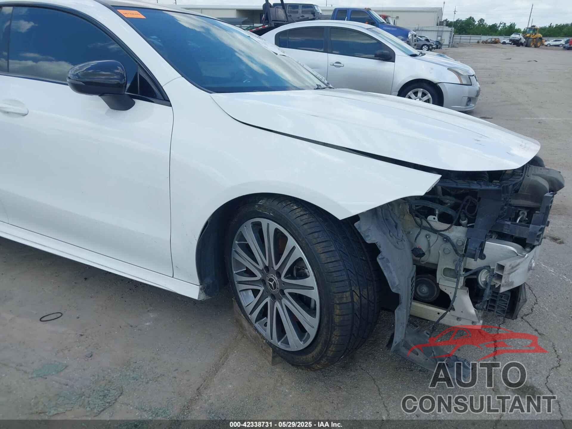 MERCEDES-BENZ CLA 250 2020 - W1K5J4GB4LN102187