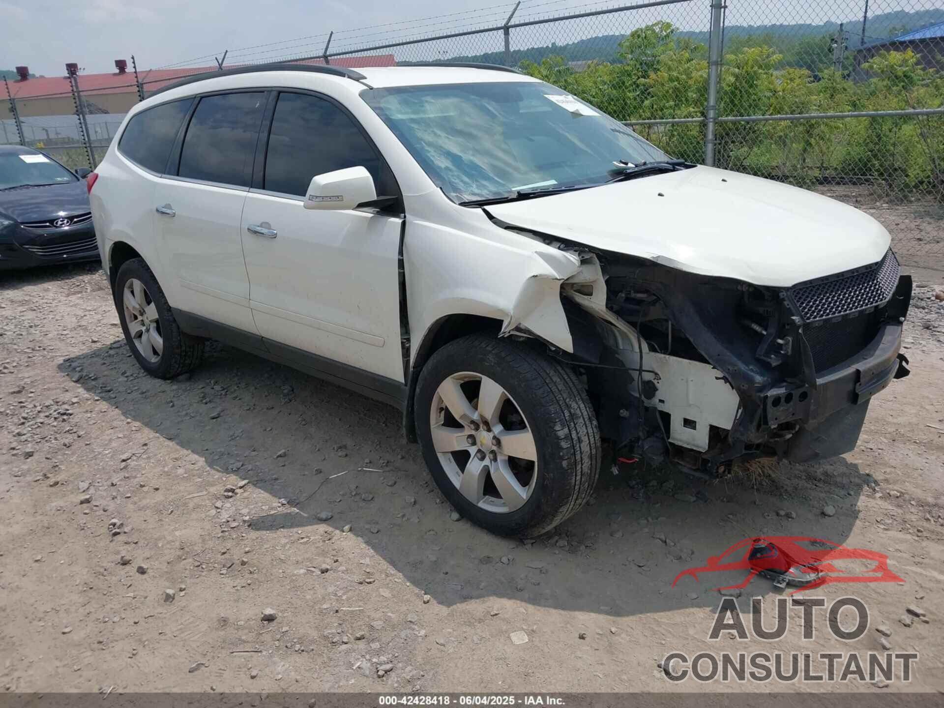 CHEVROLET TRAVERSE 2012 - 1GNKVGED6CJ327071