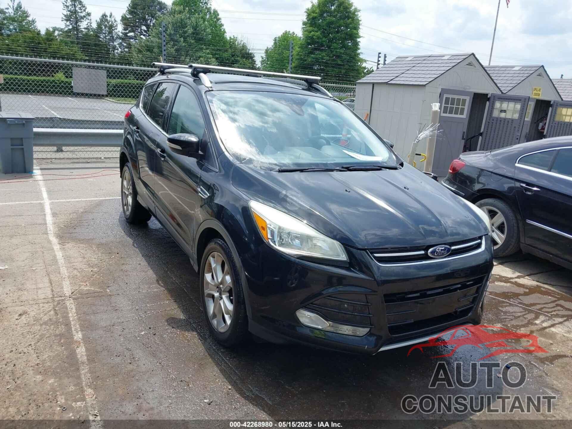 FORD ESCAPE 2015 - 1FMCU0J93FUA19962