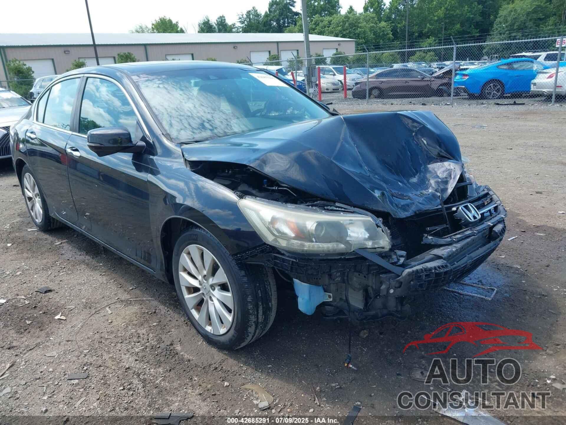 HONDA ACCORD 2015 - 1HGCR2F81FA011928