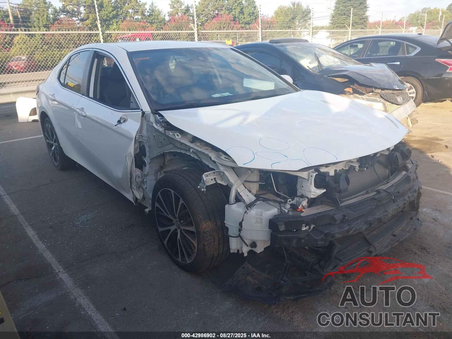 TOYOTA CAMRY 2020 - 4T1G11AK6LU954343