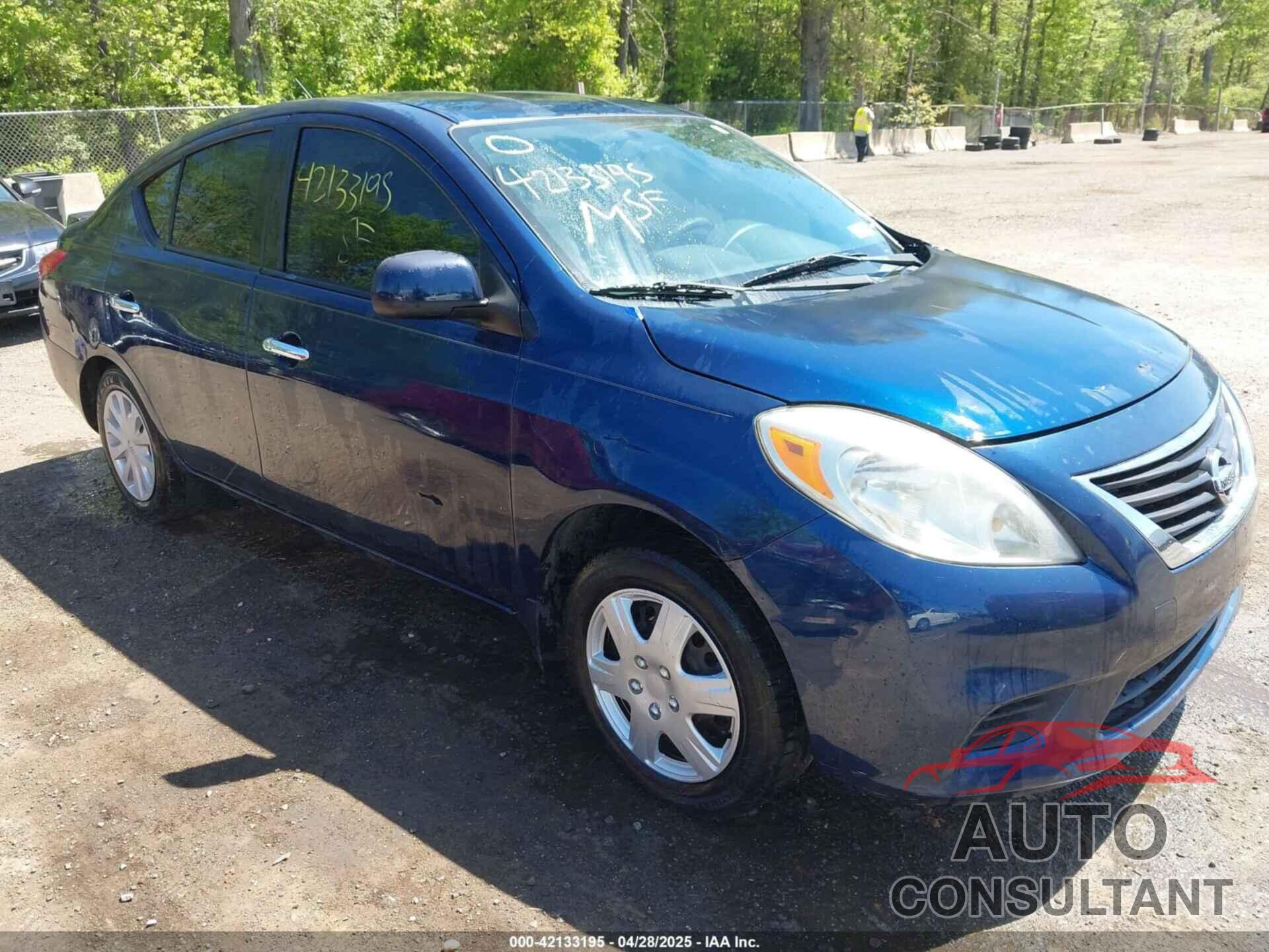 NISSAN VERSA 2013 - 3N1CN7AP2DL880522