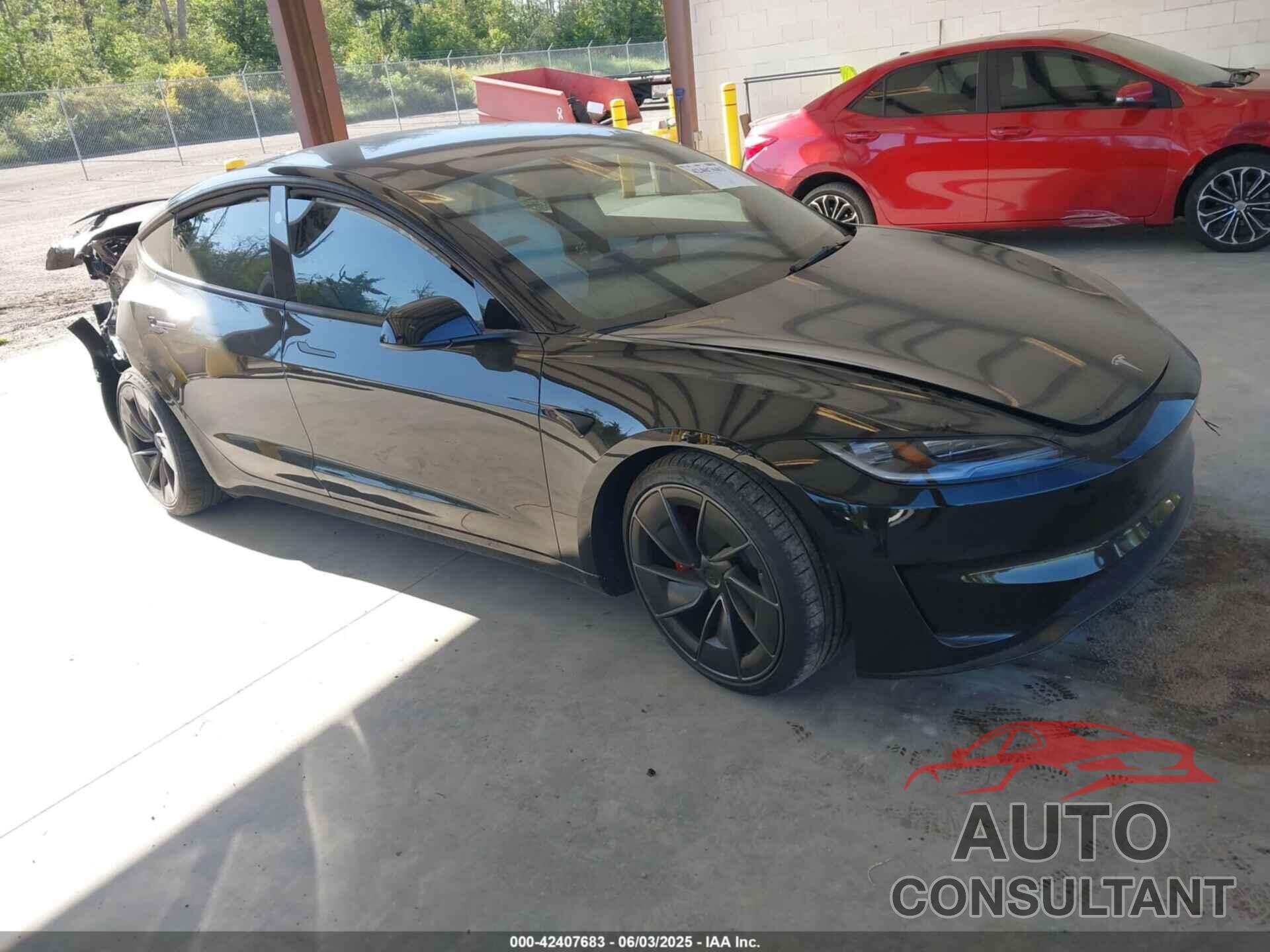 TESLA MODEL 3 2025 - 5YJ3E1ET6SF926415