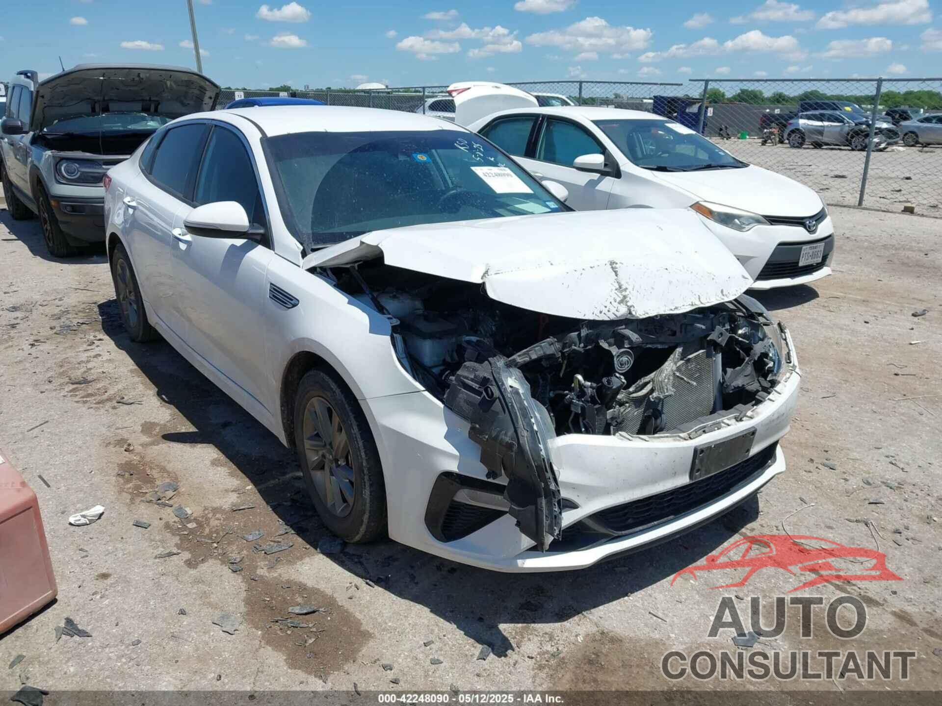 KIA OPTIMA 2019 - 5XXGT4L38KG372576